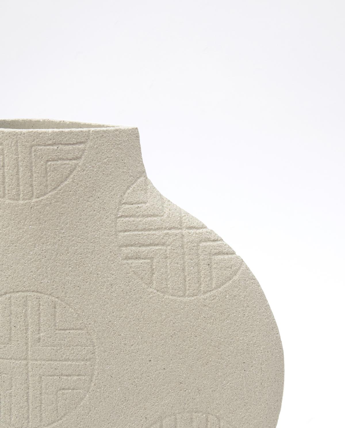 21st Century Lune [M] N°1 Vase in White Ceramic, Hand-Crafted in France In condizioni Nuovo in vendita a Marchaux-Chaudefontaine, FR