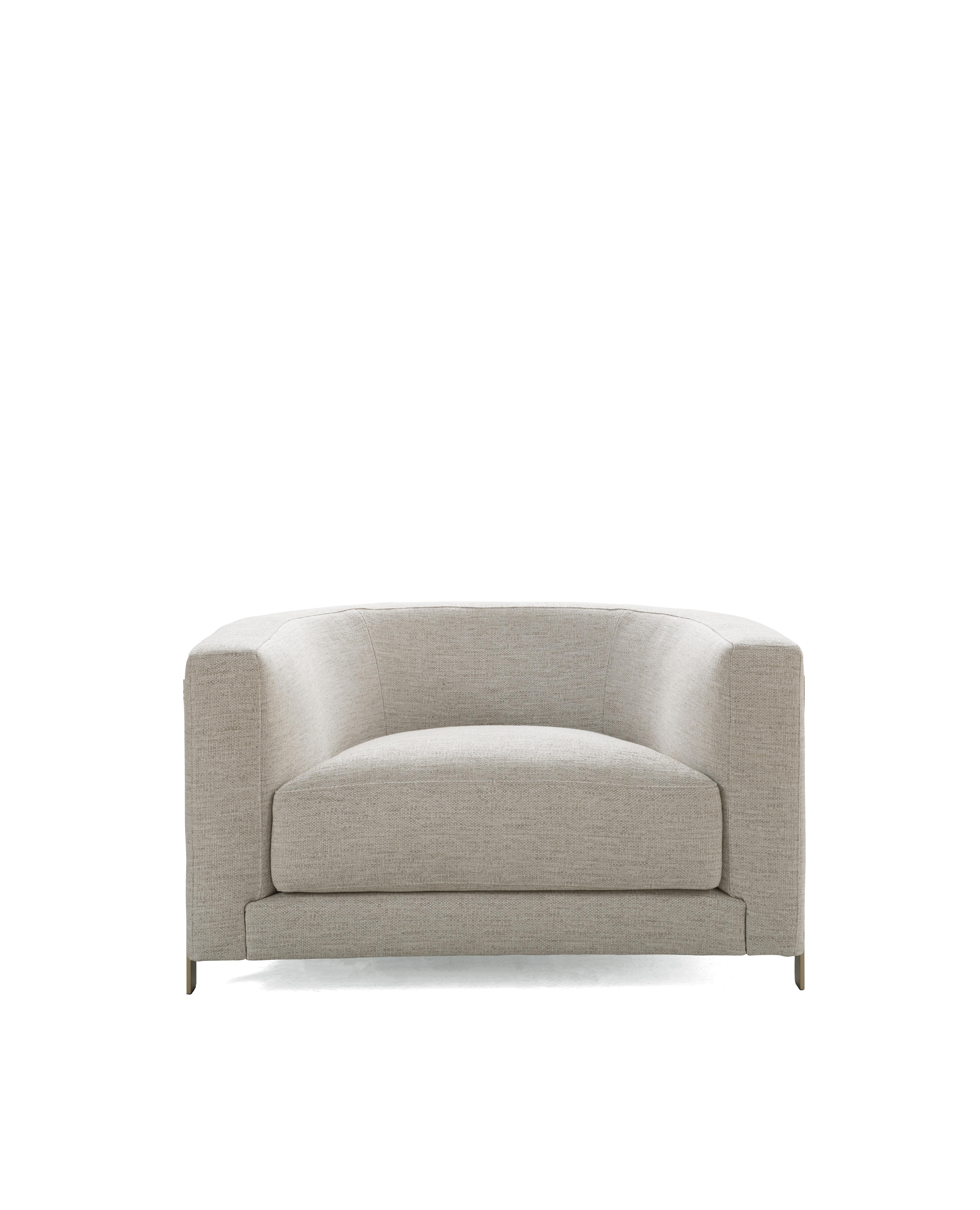 Modern 21st Century Manhattan Armchair in Fabric by Roberto Cavalli Home Interiors For Sale