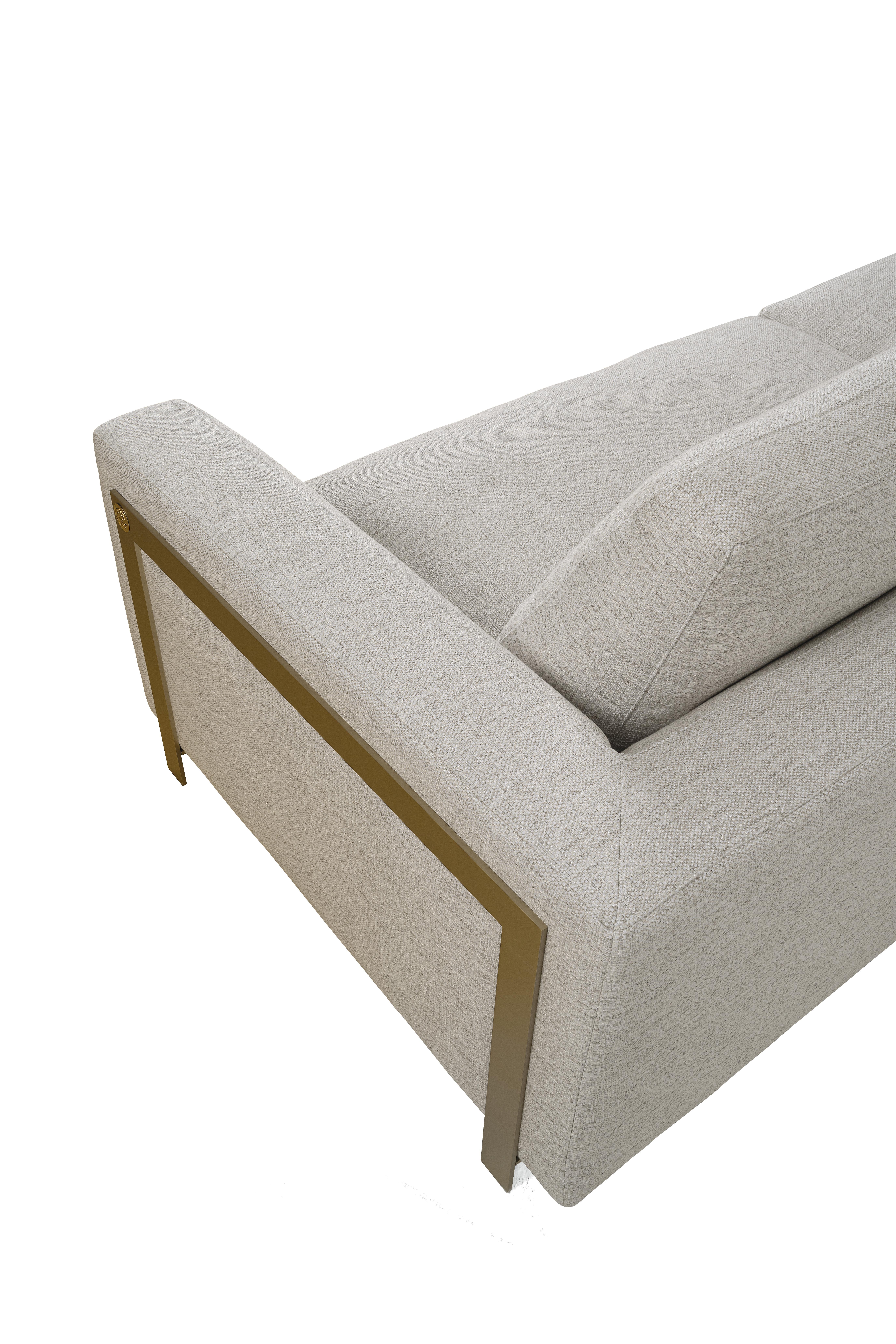 21st Century Manhattan Sofa in Fabric by Roberto Cavalli Home Interiors In New Condition For Sale In Cantù, Lombardia