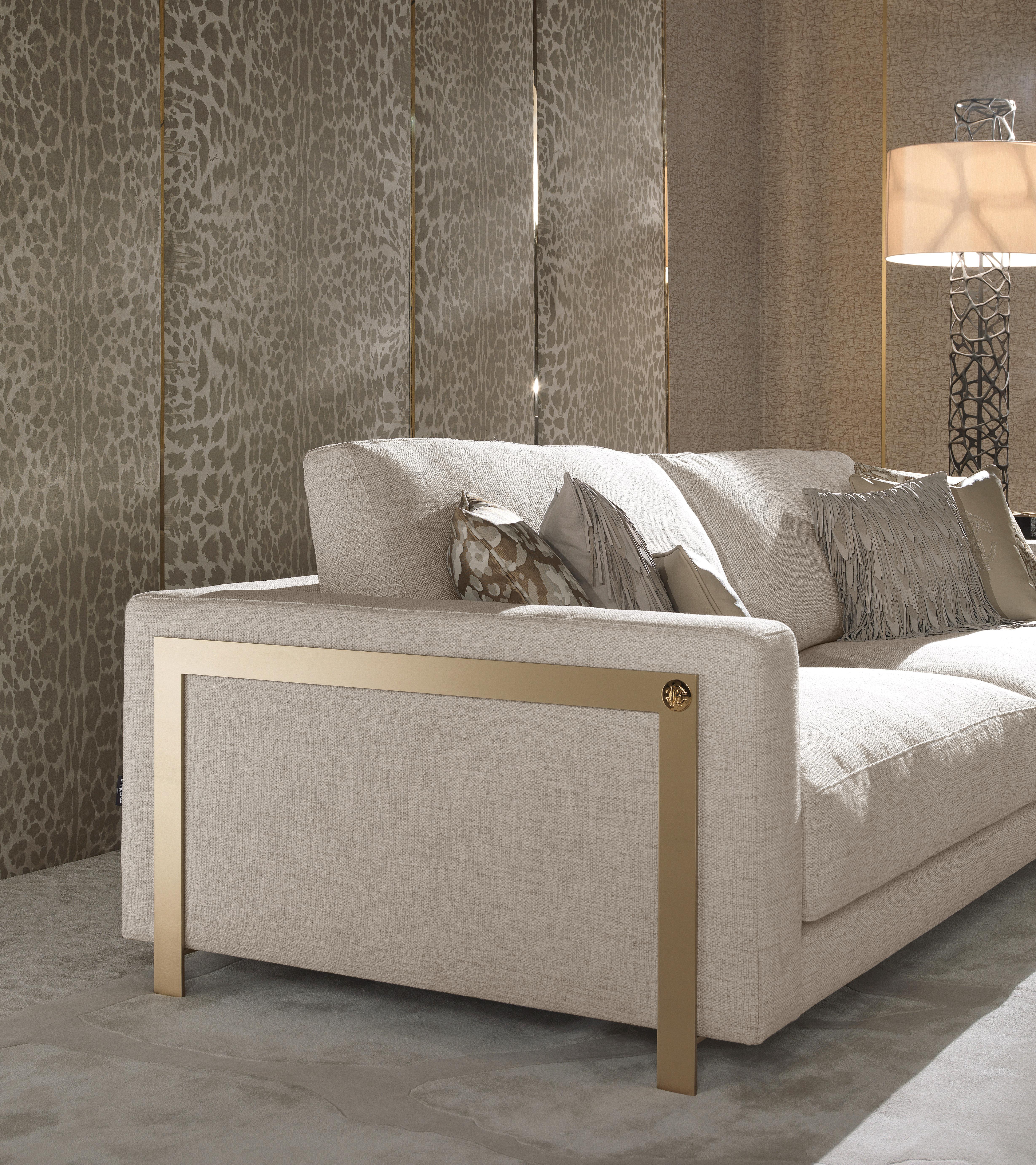 21st Century Manhattan Sofa in Fabric by Roberto Cavalli Home Interiors For Sale 1
