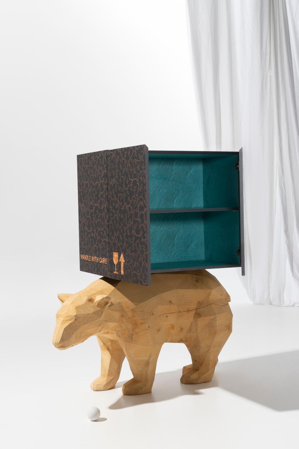 21st  Century Marcantonio Armario de Almacenaje Incrustación de madera de oso Edición Limitada Moderno en venta