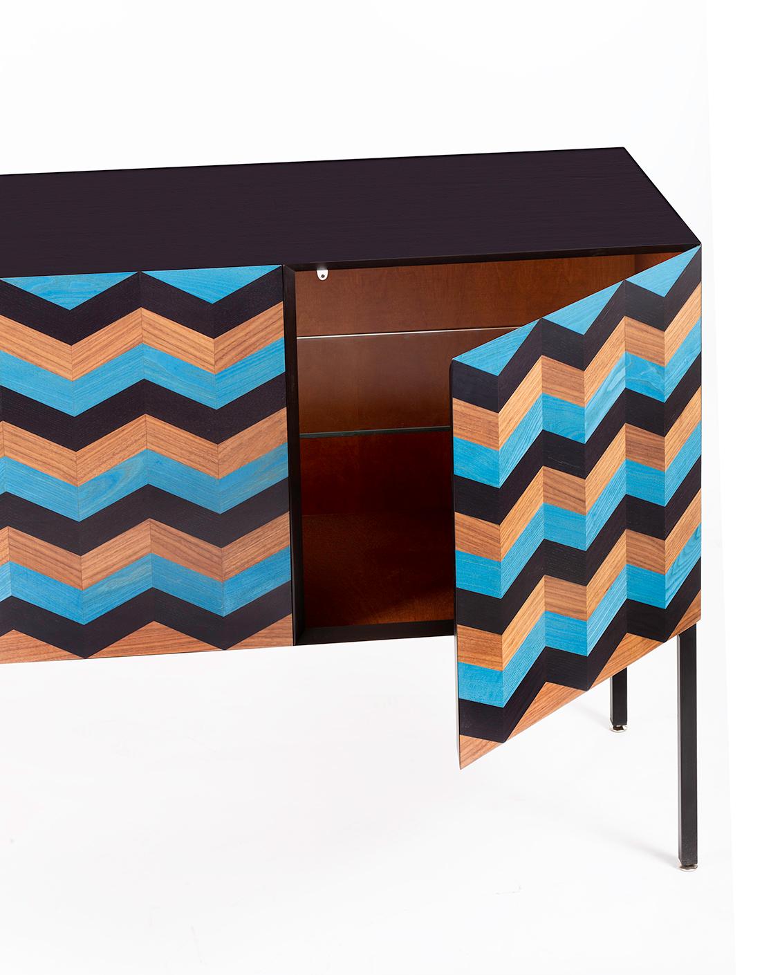 21st Century Marea Inlaid Sideboard in Walnut, Black and Blue Ash, Made in Italy In New Condition For Sale In Nocera Superiore, Campania