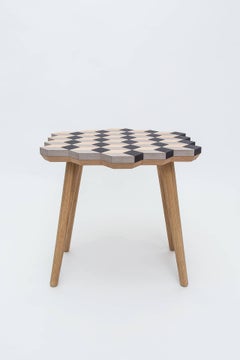 Kubischer Dip-Hocker mit Intarsien aus Holzfurnier des 21.