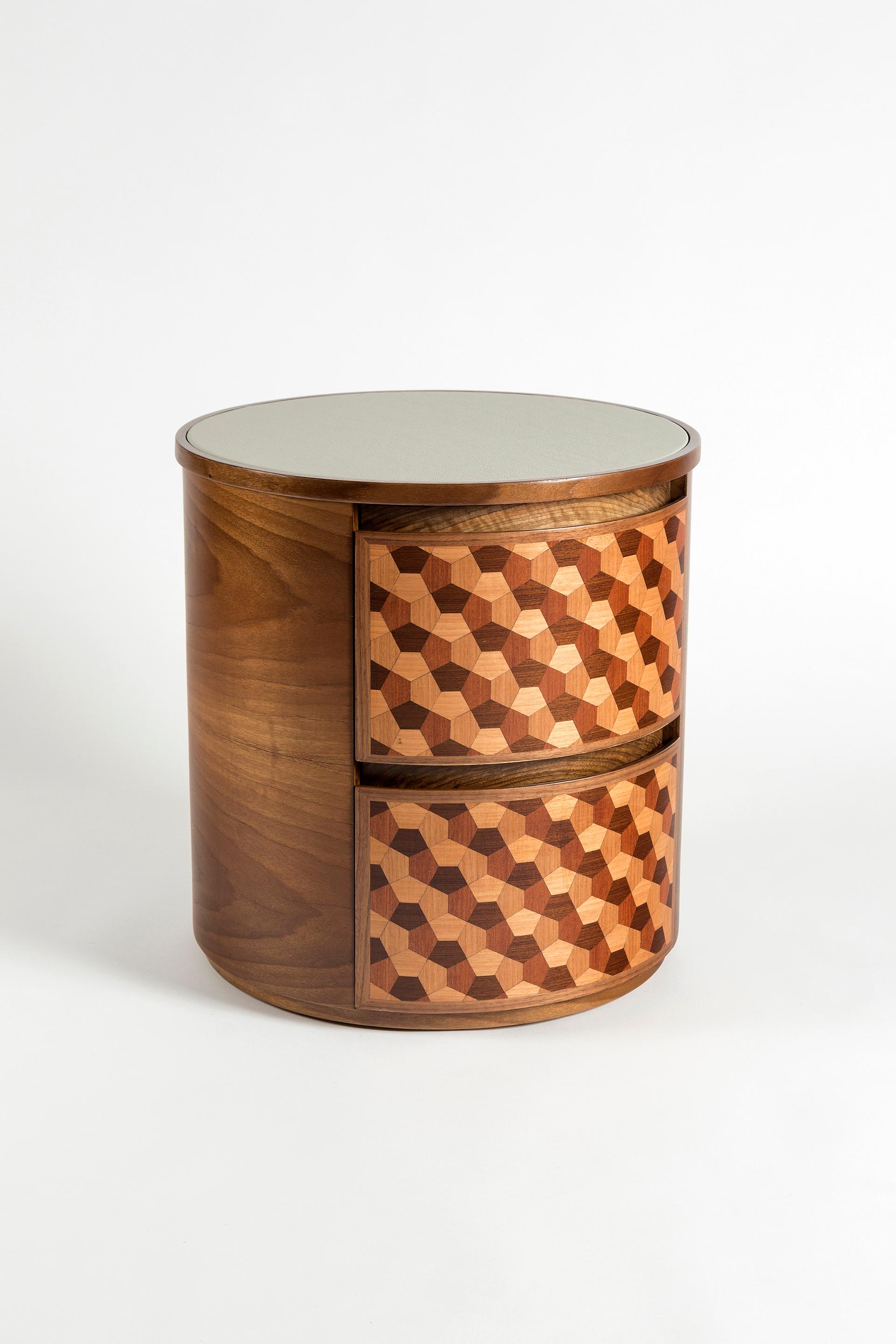 Cette table de nuit exclusive 