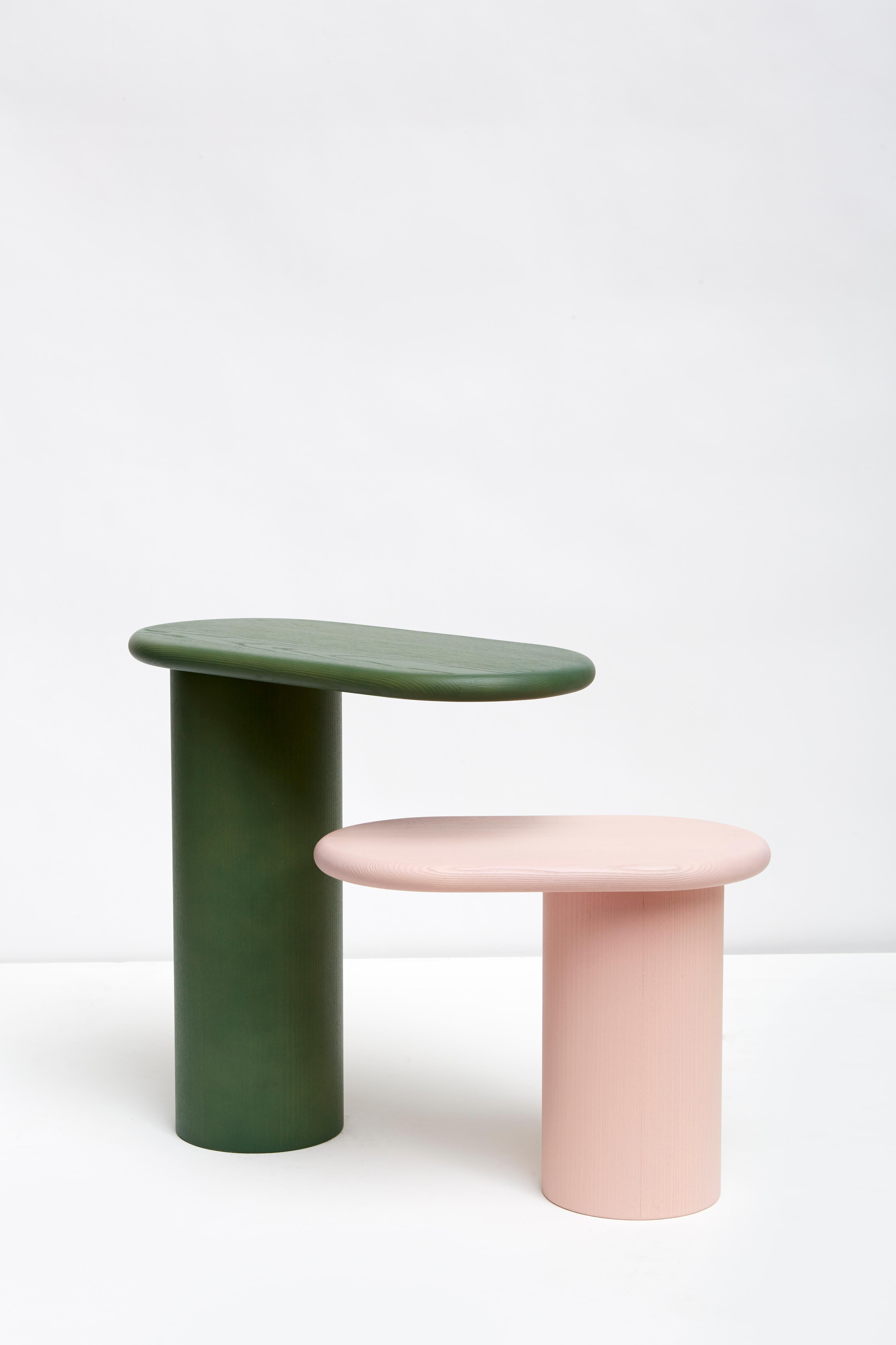Table basse d'appoint Cantilever S en épingle à nourrice en bois verte de Matteo Zorzenoni, XXIe siècle Neuf - En vente à Tezze sul Brenta, IT