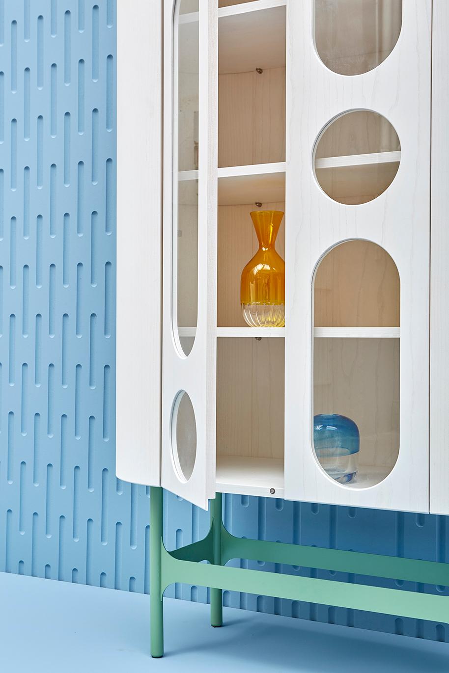 Oblò B cabinet / Colorama Collection by Matteo Zorzenoni

Oblò is a collection of cabinets and cupboards with strong personalities. Circular and oblong holes covered in glass characterize the surfaces of the doors and allow a glimpse of what is
