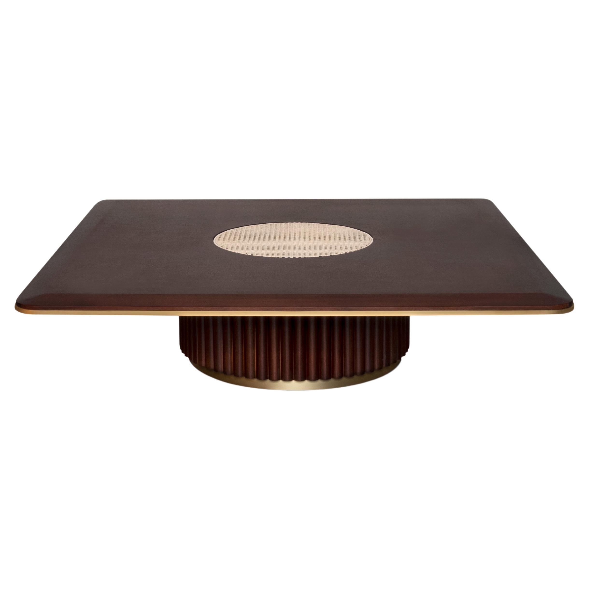 21. Jahrhundert Matthew Center Tisch Nussbaum Wood Rattan im Angebot