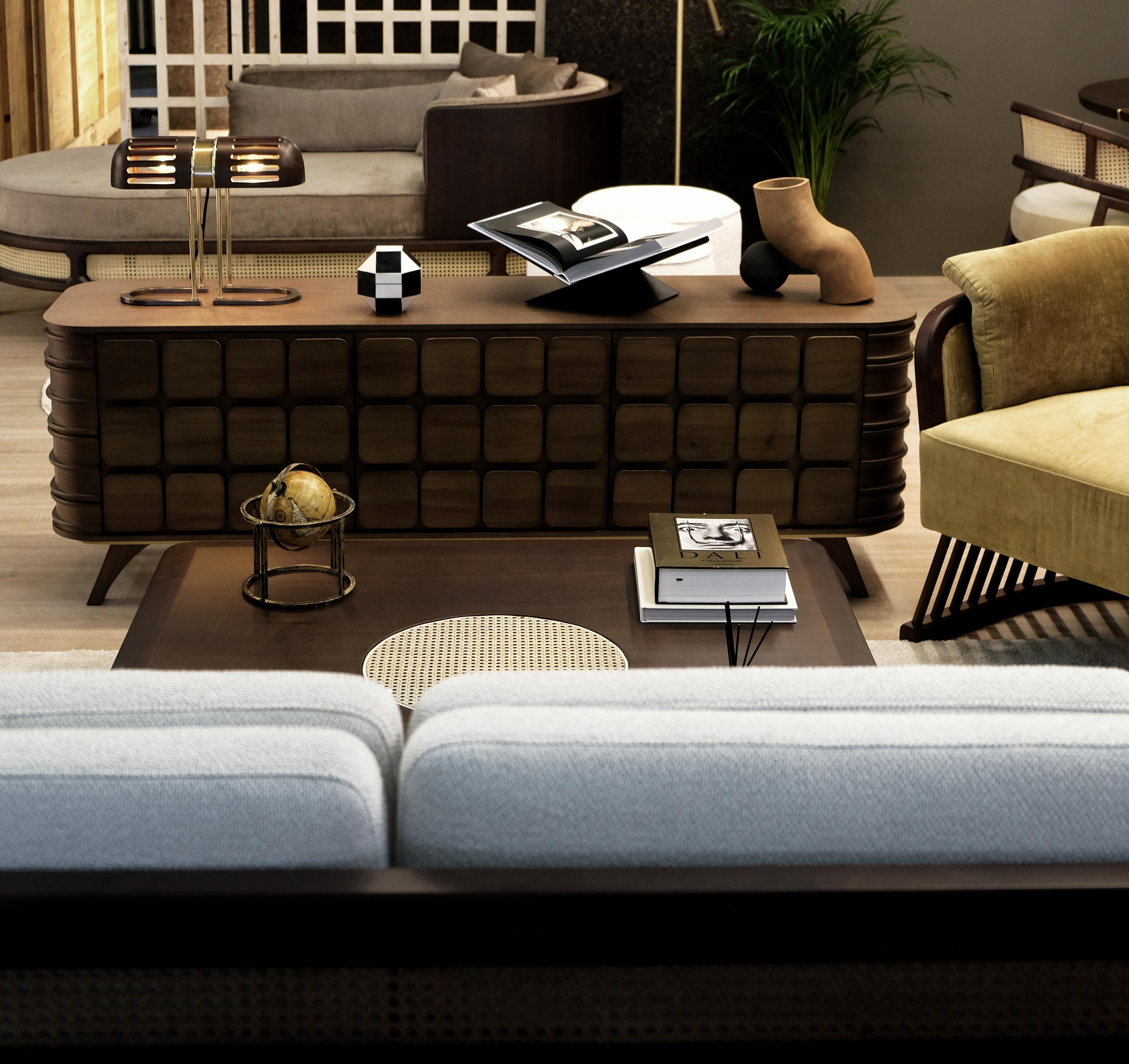 21st Century Matthew Center Table Walnut Wood Rattan Handmade In Portugal en vente 3
