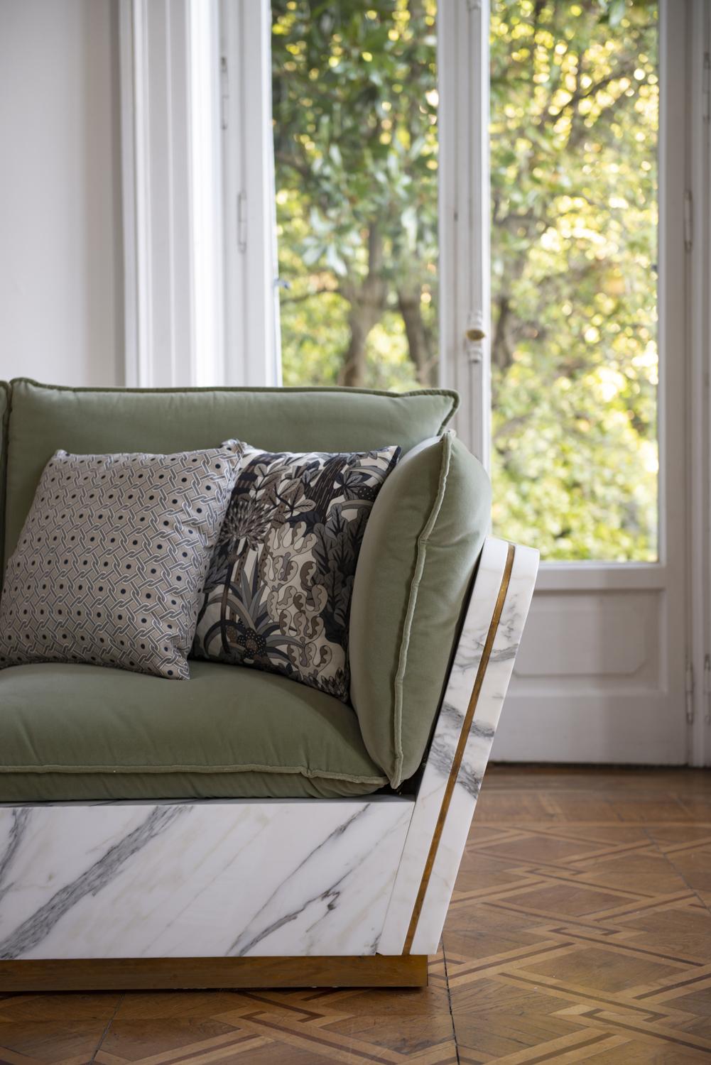 21st Century Mattis White Statuario Marble Teakwood Armchair Customized Cushion In New Condition For Sale In Carrara, IT