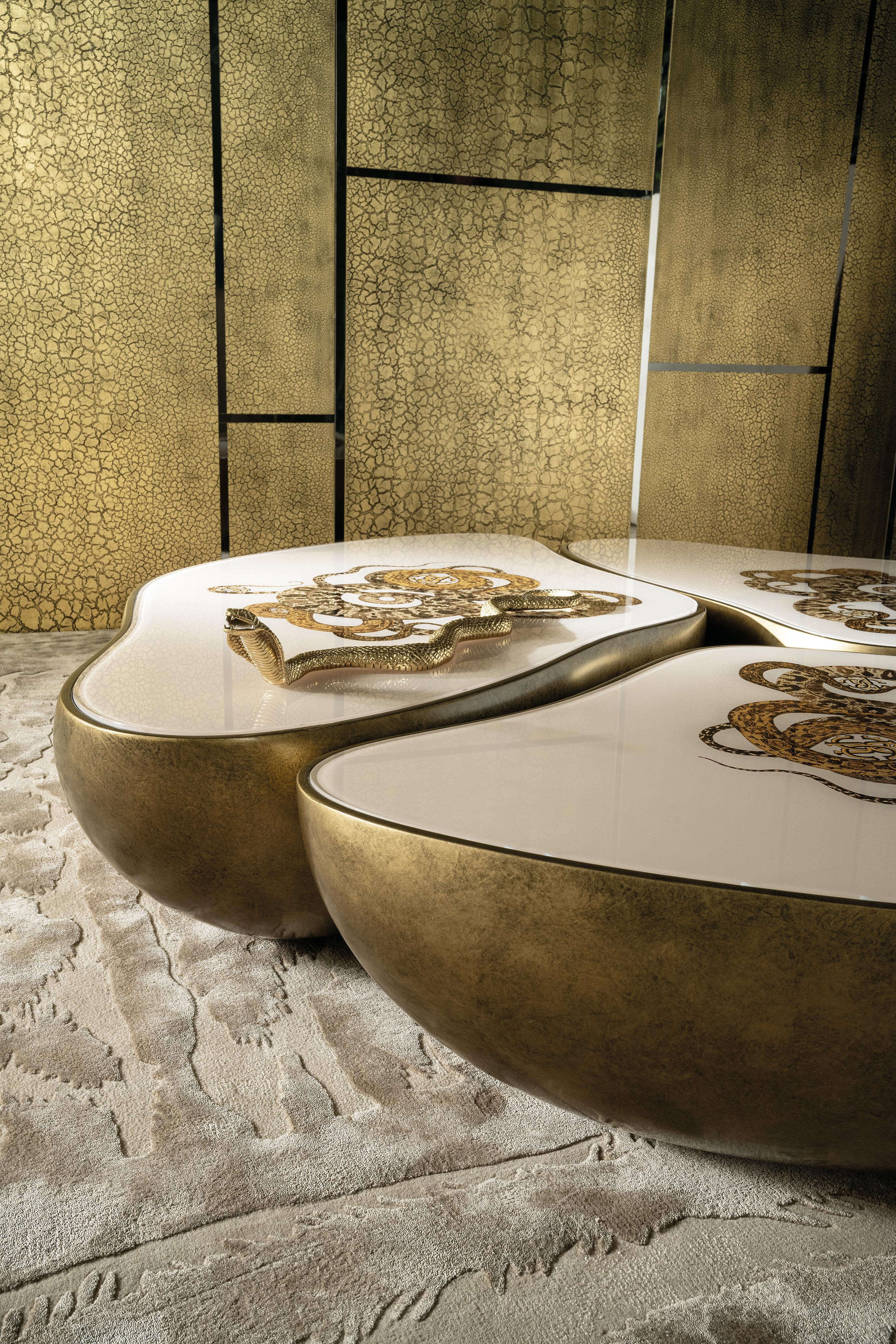 21st Century, Meru Central Table in Resin by Roberto Cavalli Home Interiors For Sale 1