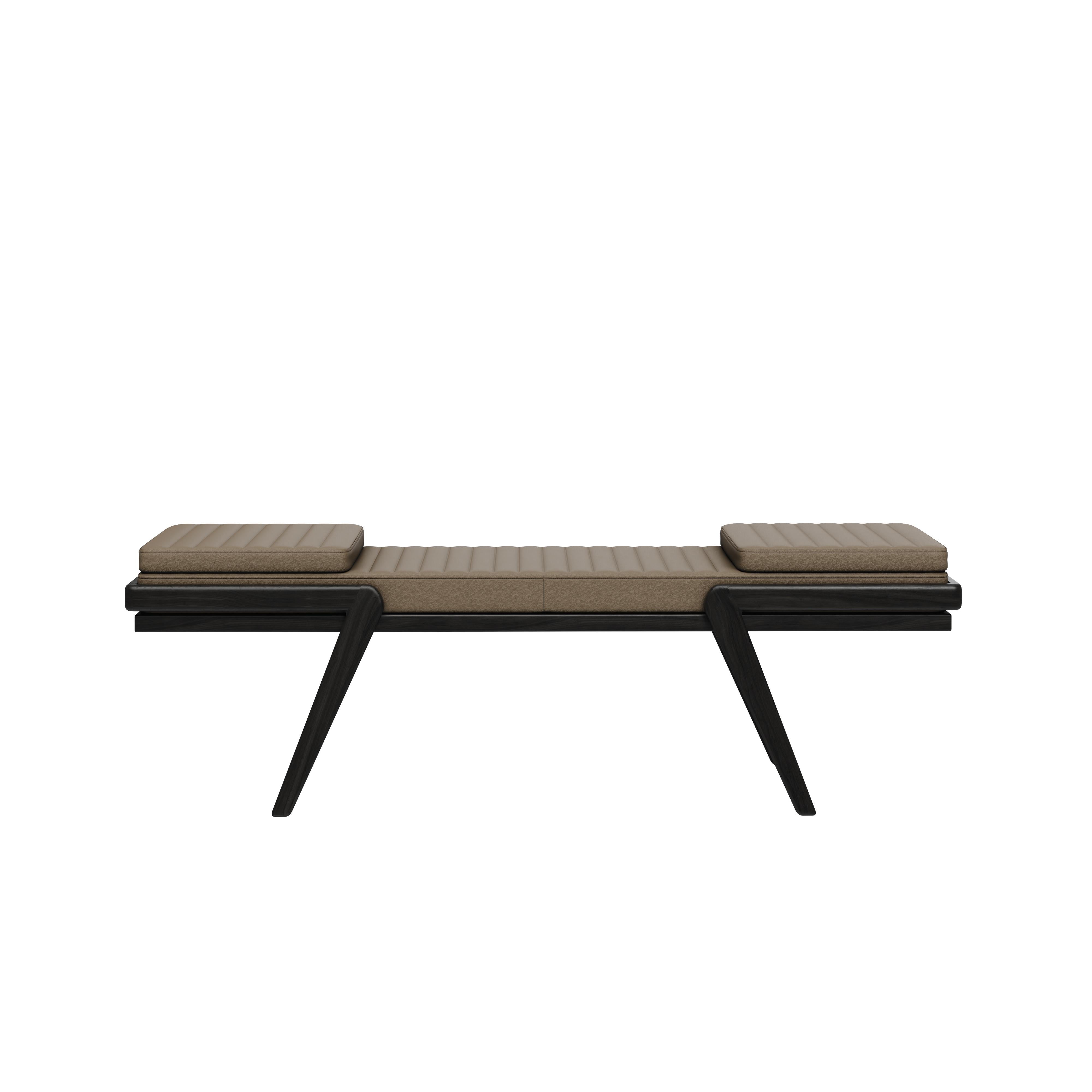 Banc Milton du 21e siècle en bois de noyer Fabriqué au Portugal par Wood Tailors Club Neuf - En vente à RIO TINTO, PT