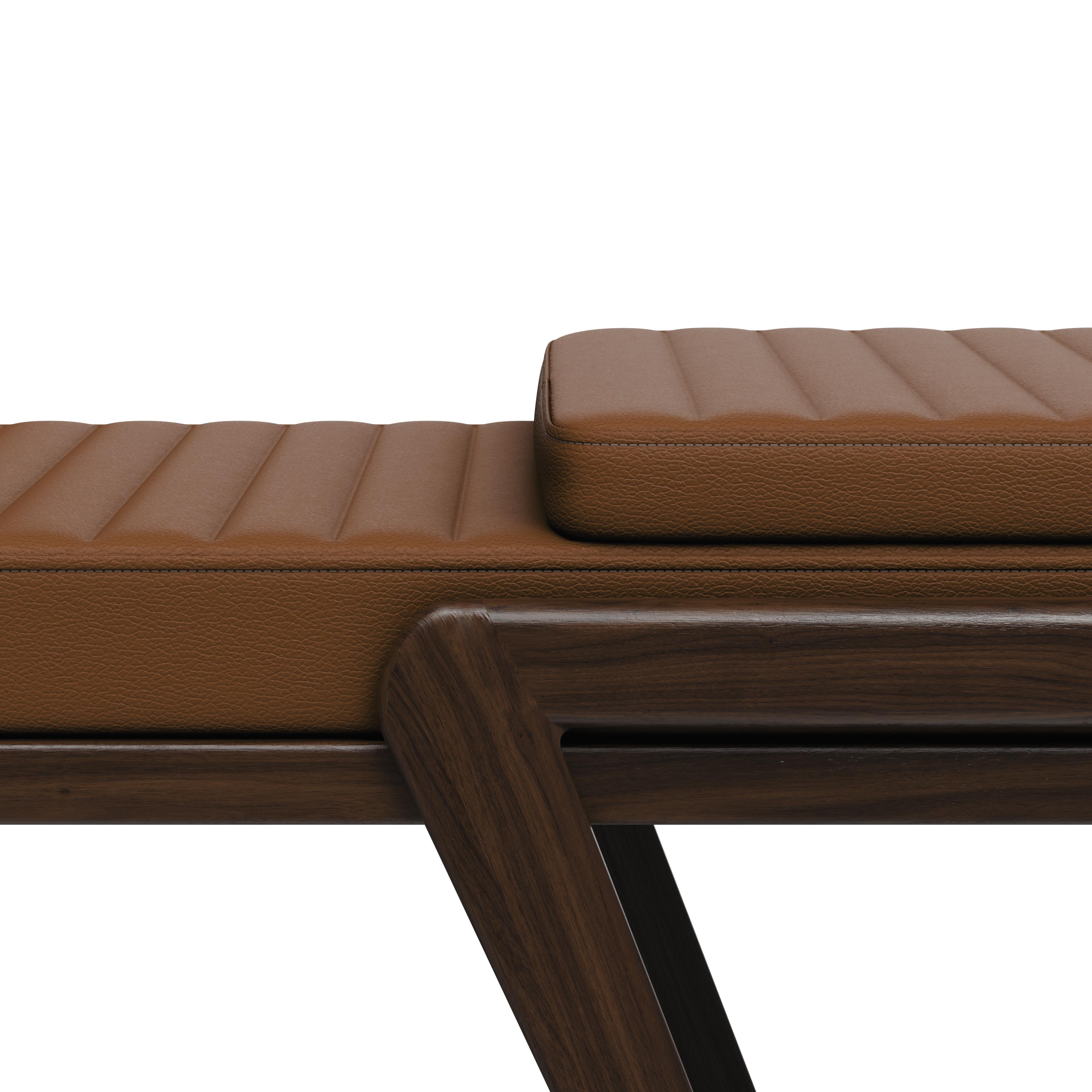 Banc Milton du 21e siècle en bois de noyer Fabriqué au Portugal par Wood Tailors Club en vente 2