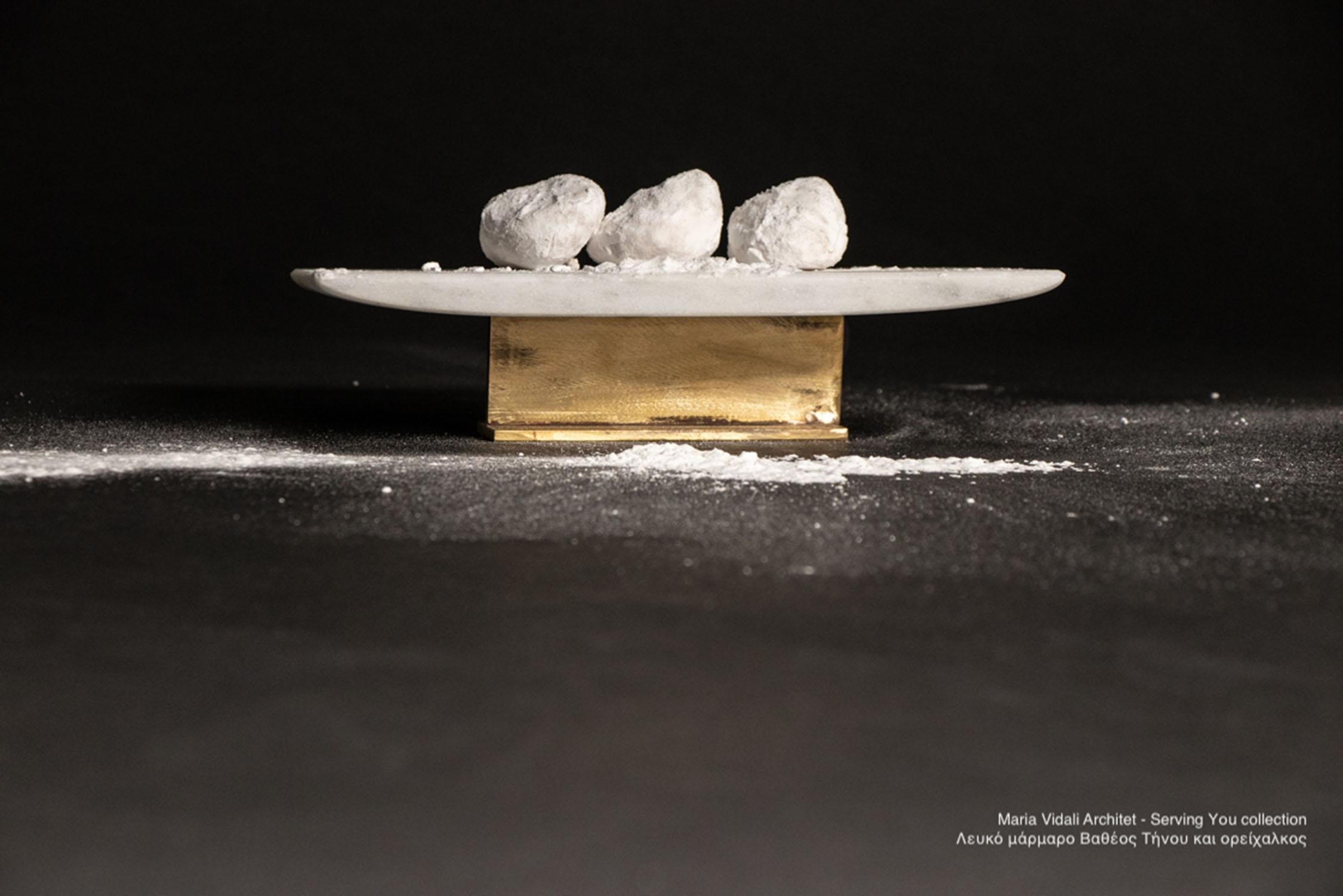 21st Century, Minimalist, European Serveware, White Greek Marble and Bronze For Sale 1