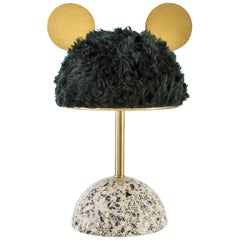 Lampe de bureau Minos du 21e siècle en mohair vert, terrazzo et laiton poli