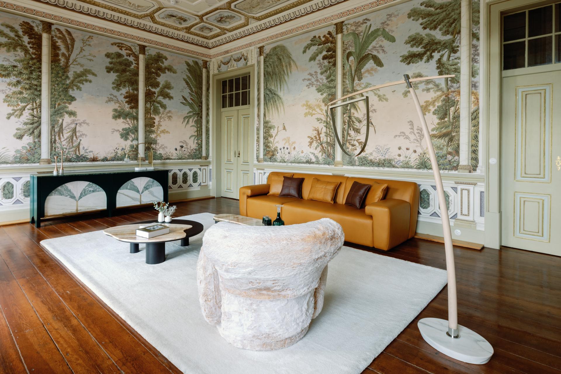 Modernes Almourol-Sofa, Kamelfarbenes italienisches Leder, handgefertigt in Portugal von Greenapple im Zustand „Neu“ im Angebot in Lisboa, PT
