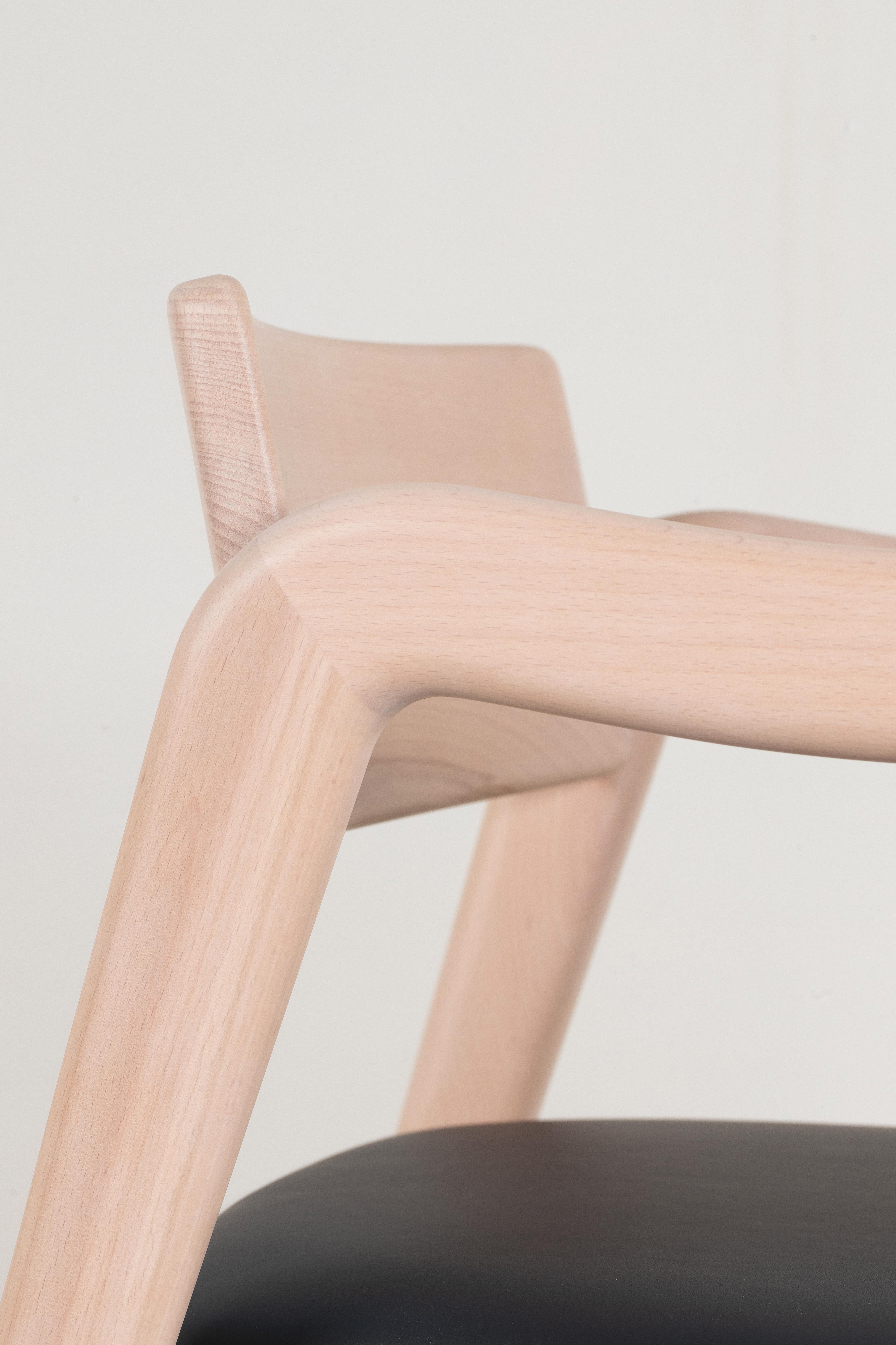 Chaises de salle à manger Anjos, cuir italien, fabriquées à la main au Portugal par Greenapple en vente 4