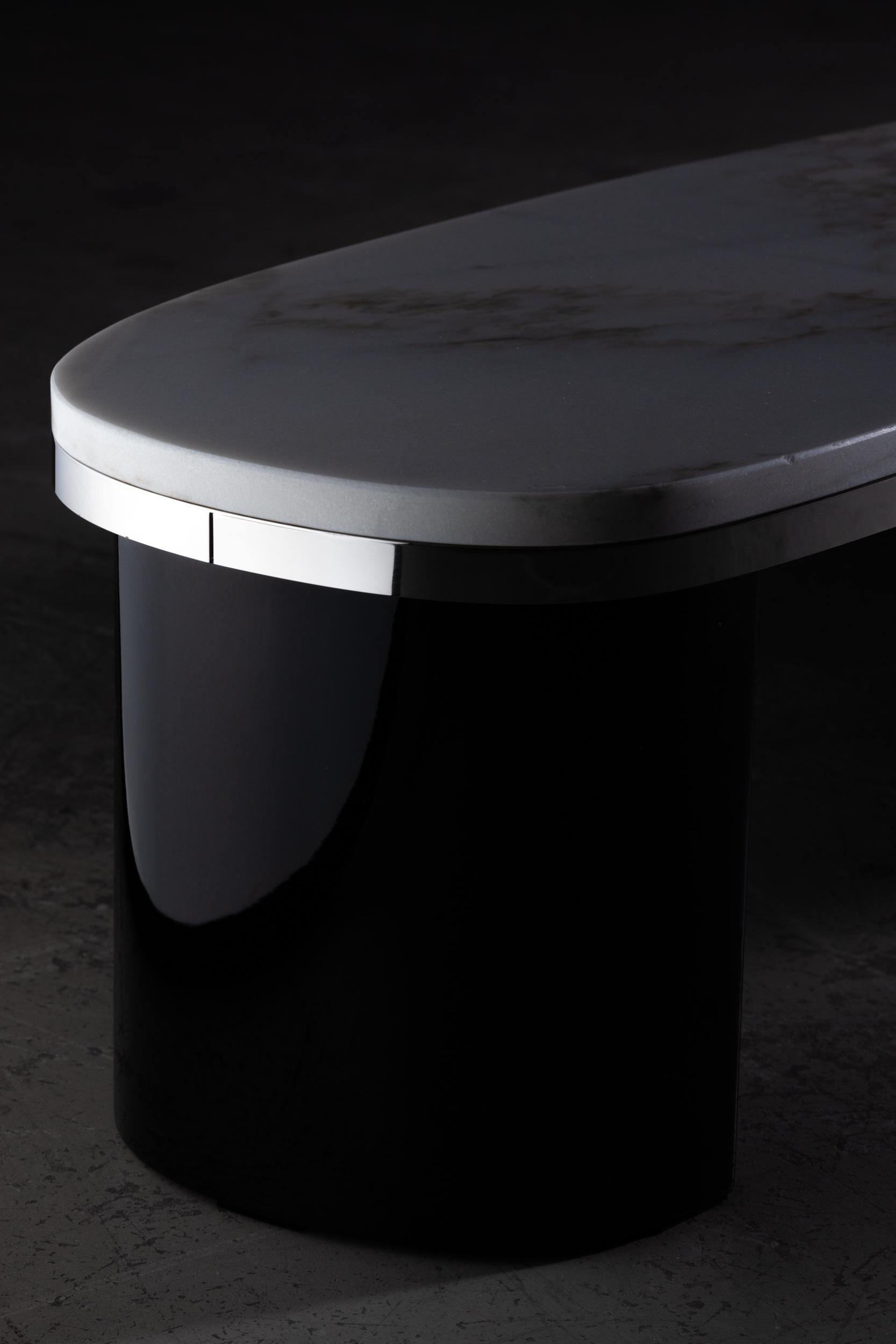 Portugais Table basse moderne Armona, marbre, acier inoxydable, fait à la main Portugal Greenapple en vente