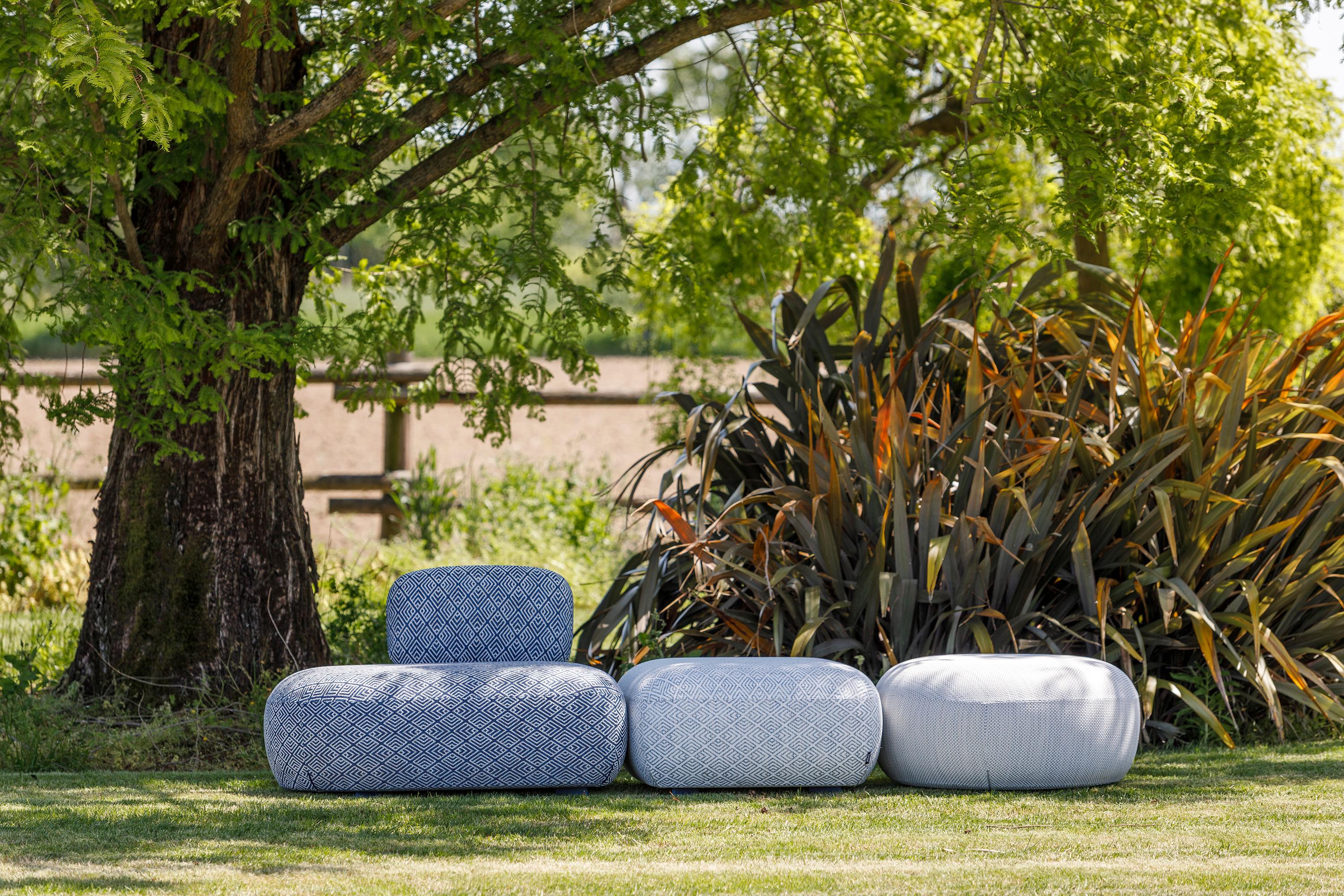 Steel 21st Century Modern Big Square Pouf for Outdoor Code Made in Italy For Sale