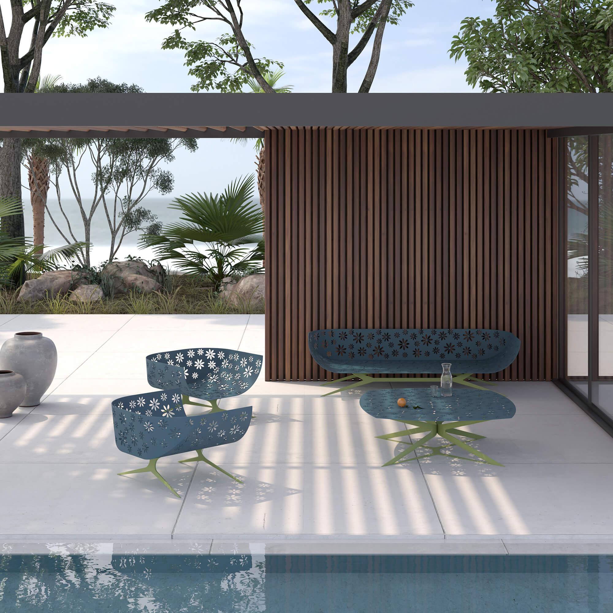 Modernes blau-grünes Dreisitzer-Sofa für den Außenbereich Gebogene Rückenlehne mit ausgeschnittenen Blumen im Zustand „Neu“ im Angebot in Vila Nova Famalicão, PT