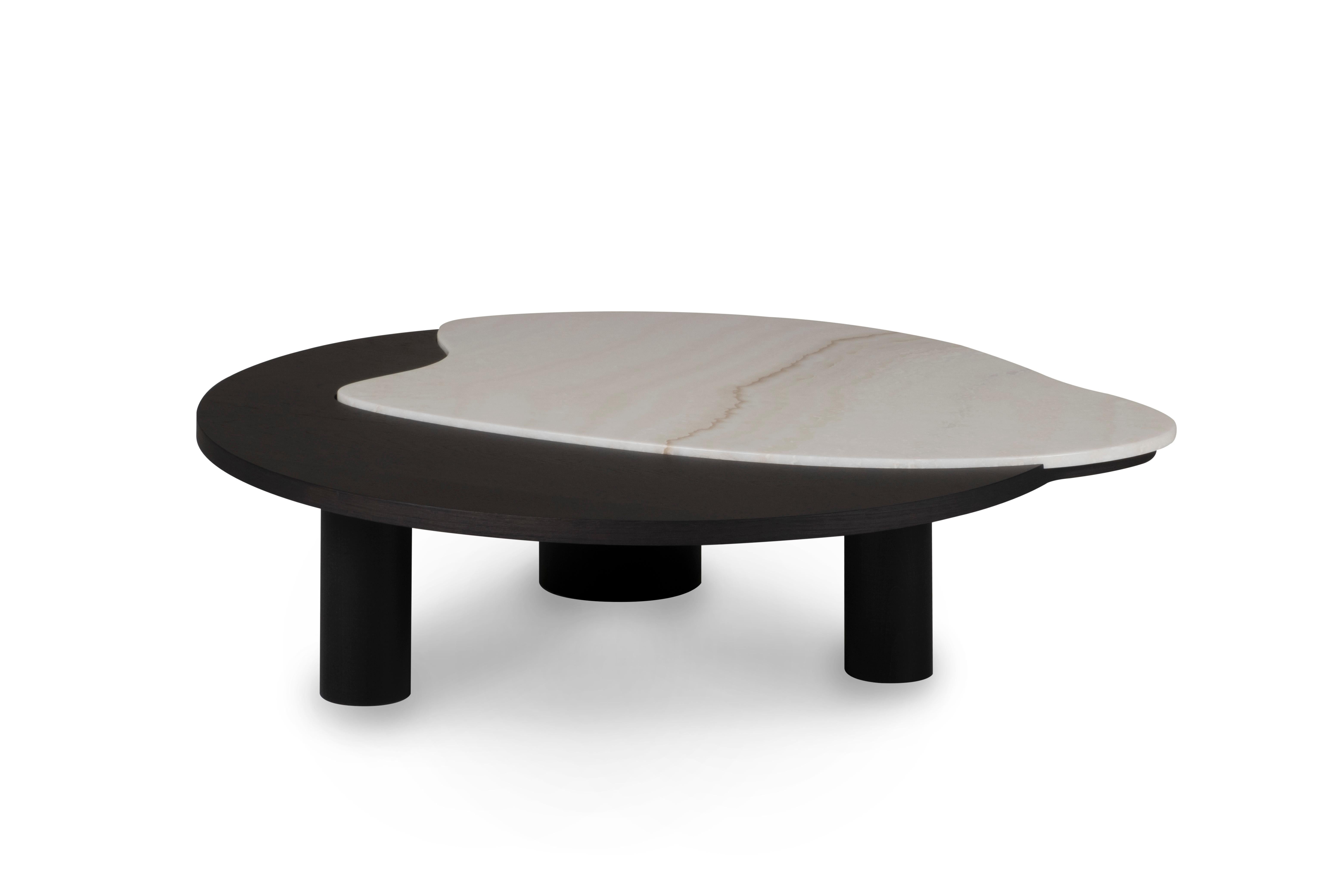 Bordeira Coffee table, Contemporary Collection, Handcrafted in Portugal - Europe by Greenapple.

Designed by Rute Martins for the Contemporary Collection, the Bordeira modern coffee table was designed to add the essence of nature into the interior