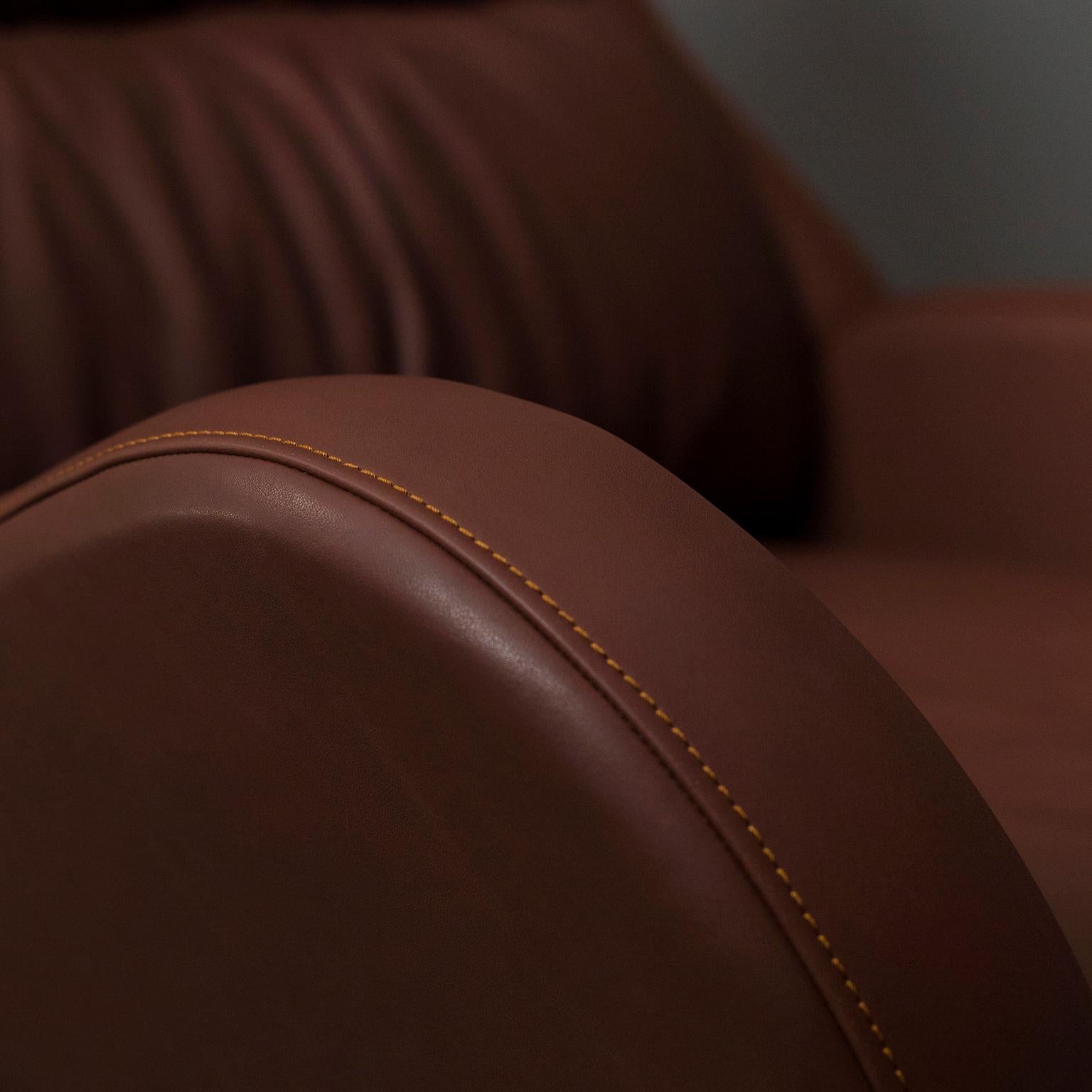 Modern Capelinhos Lounge Chair, Swivel, Leather, Handmade Portugal Greenapple  For Sale 9