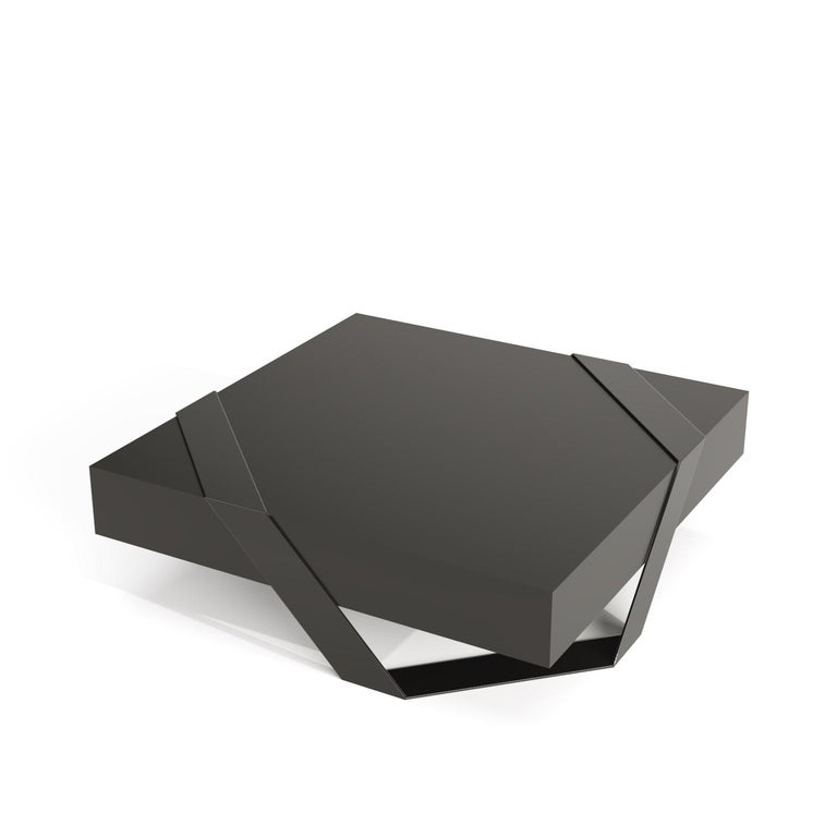 Minimalist Square Center Coffee Table in HighGloss and Matte Black