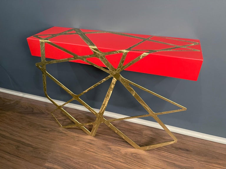 Hand-Crafted 21st Century Modern Console Table in Red Lacquer and Brass Showroom Sample For Sale