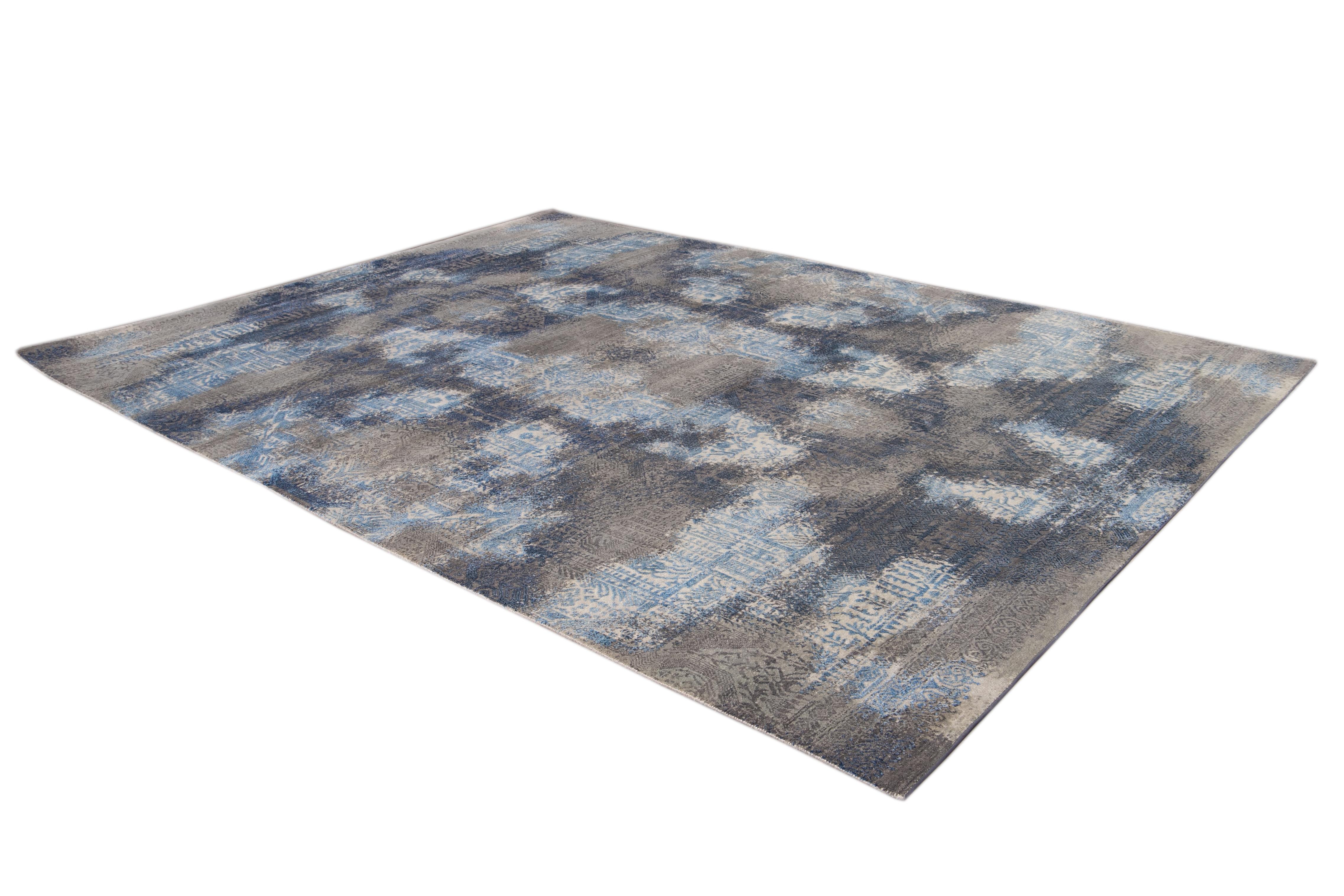 21st Century Modern Contemporary Abstract Wool Rug For Sale 11