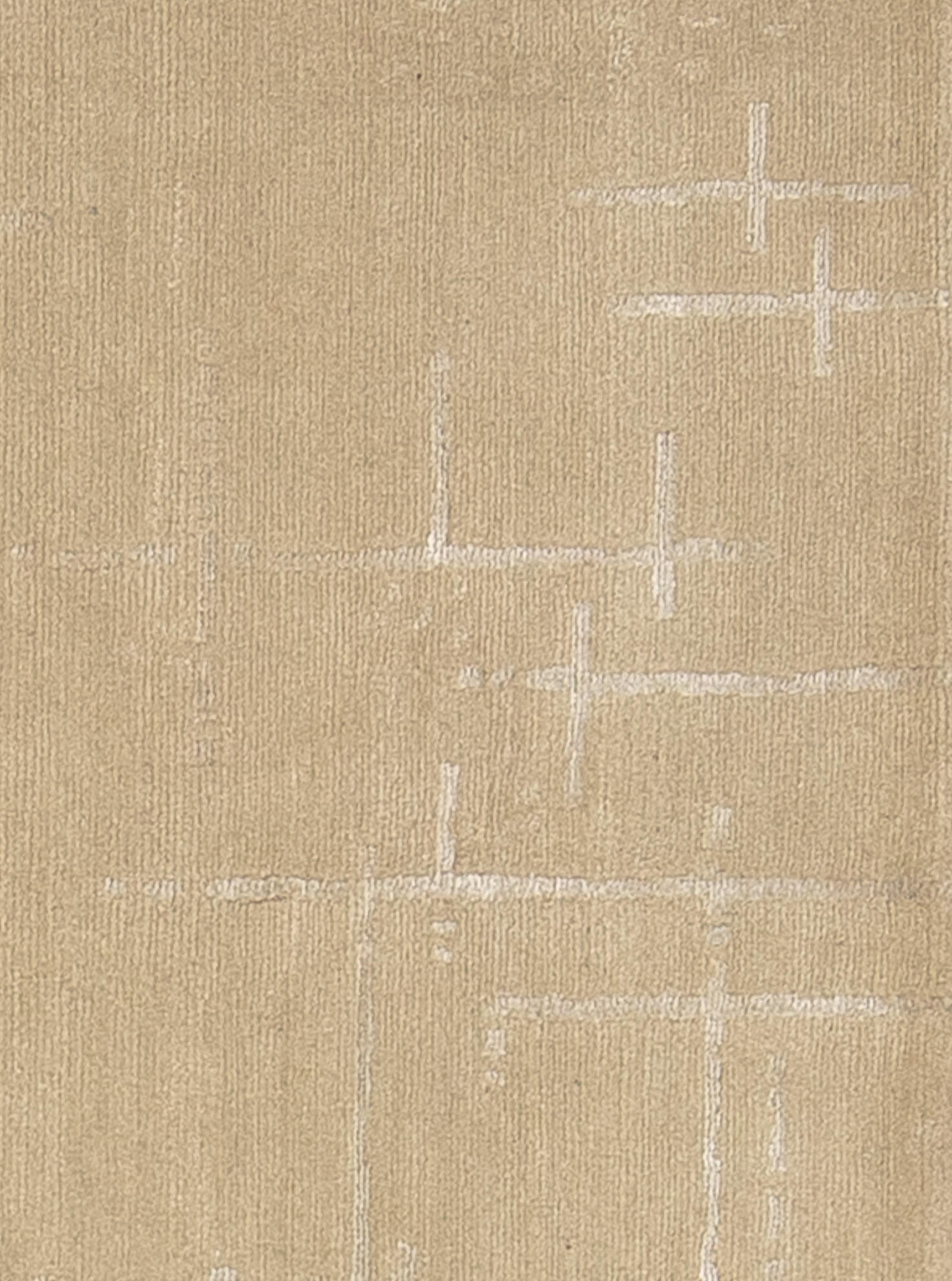 Modern contemporary rug woven with pure New Zealand wool and silk. The clean lines and neutral color palette make this rug the perfect complement to a minimalist, modern décor. 

Size - 6' x 9'1