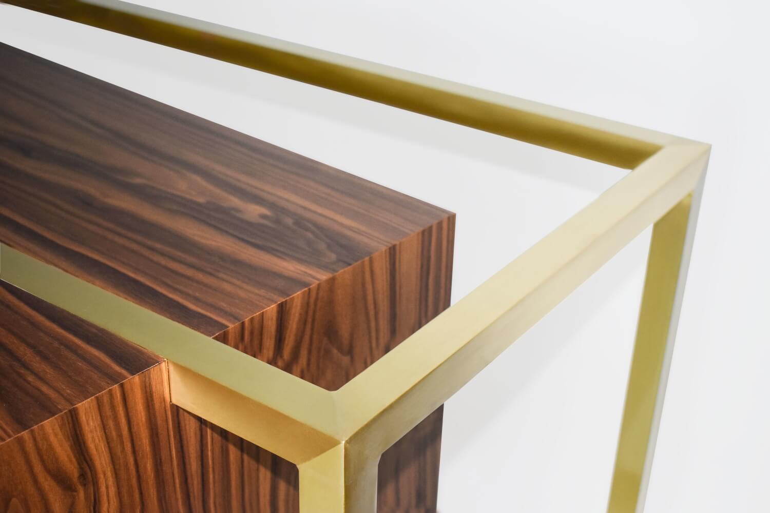 Buffet crédence moderne et minimaliste en Wood Wood Wood et laiton brossé Neuf - En vente à Vila Nova Famalicão, PT