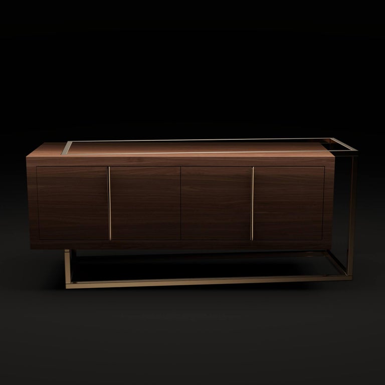 21st Century Modern Credenza Sideboard in Walnut Wood and Brushed Brass In New Condition For Sale In Vila Nova Famalicão, PT