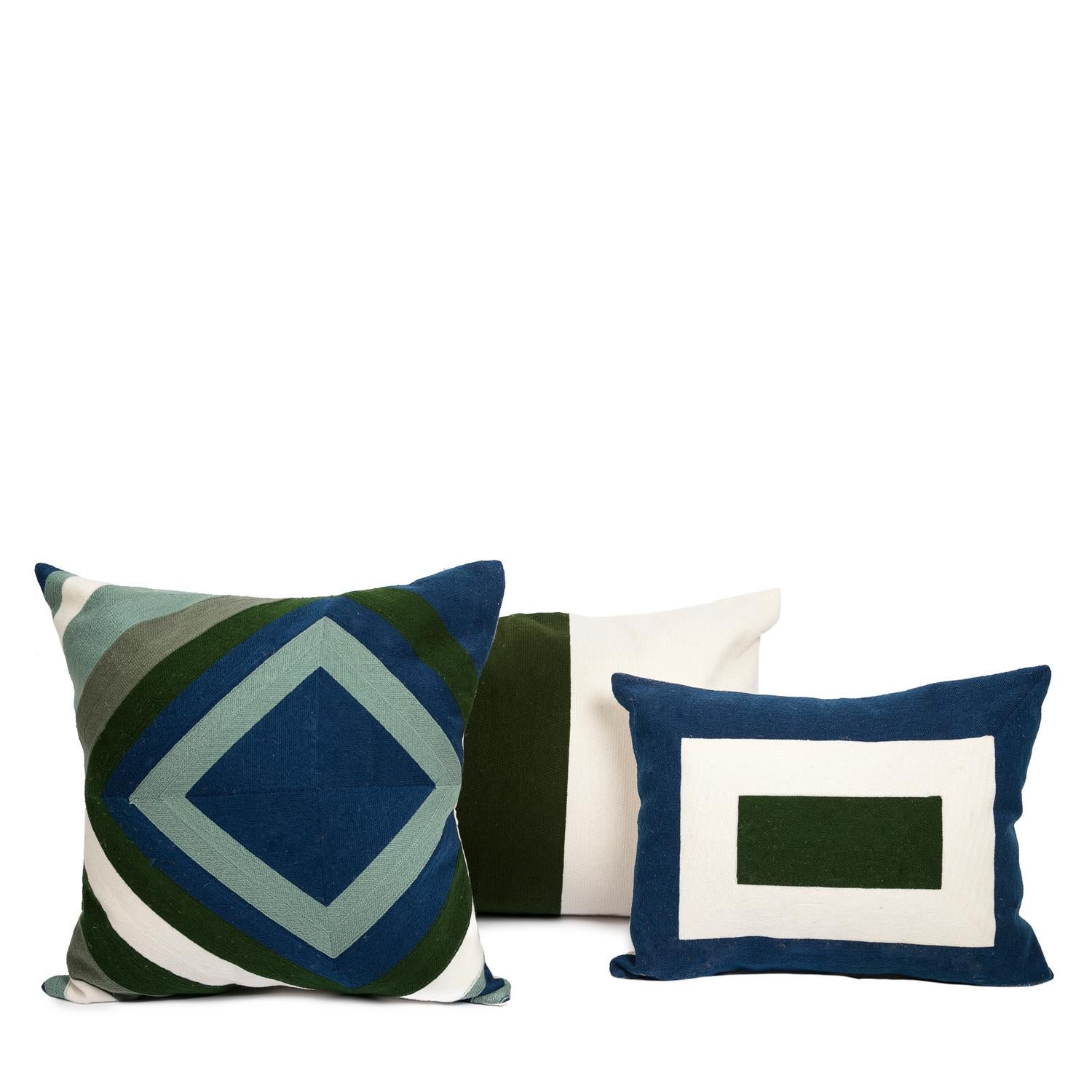 Designed by Kilombo Home. 

This stylish pillow is the perfect accessory. A simple touch full of character that would change the room where is placed.
Mix our different patterns to get the perfect look.

- Front fabric: 100% cotton machine