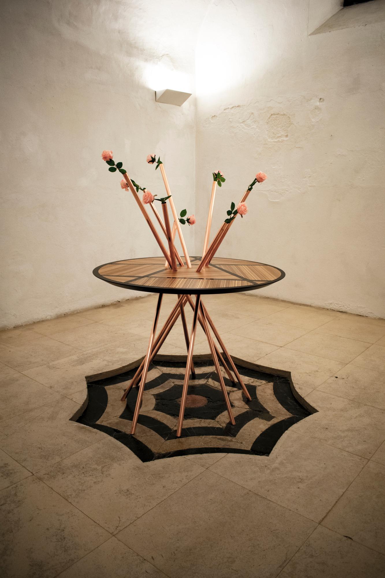 Modern Round Entryway Pedestal Table Black Oak Wood Black Lacquer Brushed Copper For Sale 3