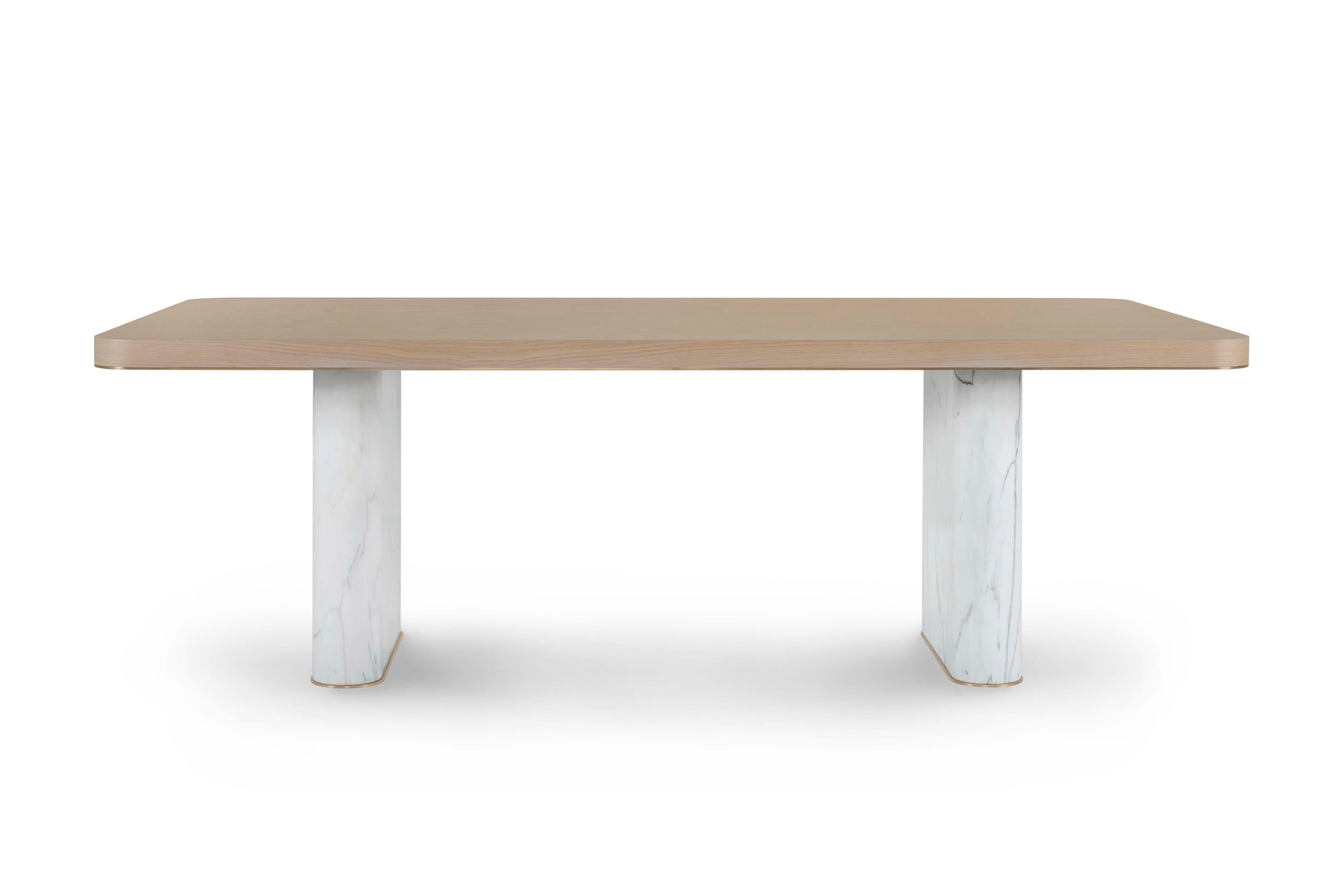 Laiton Table de salle à manger moderne d'automne en marbre Calacatta fabriquée à la main au Portugal par Greenapple en vente