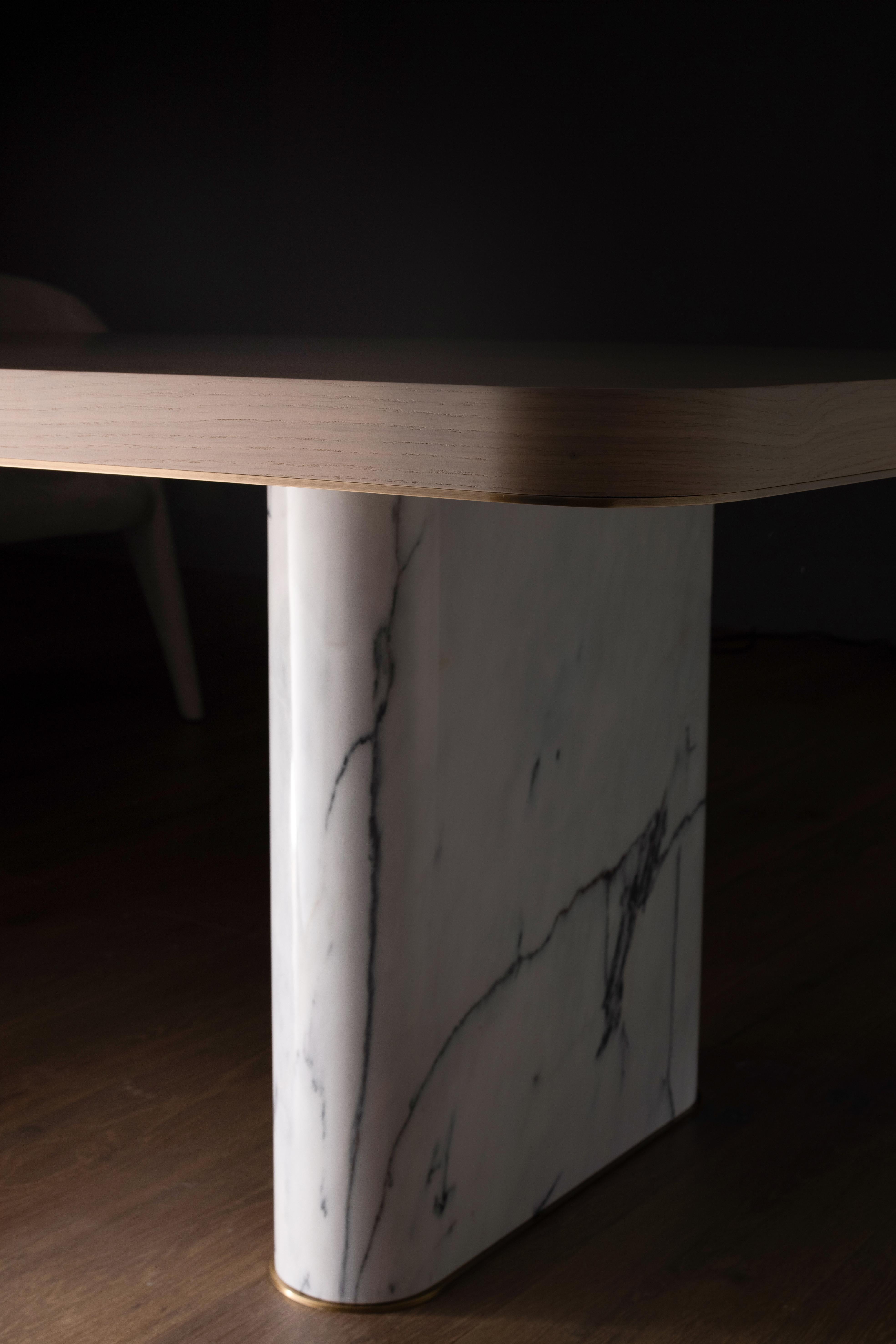 Modern Fall Dining Table Calacatta Marble Handmade in Portugal by Greenapple In New Condition For Sale In Lisboa, PT