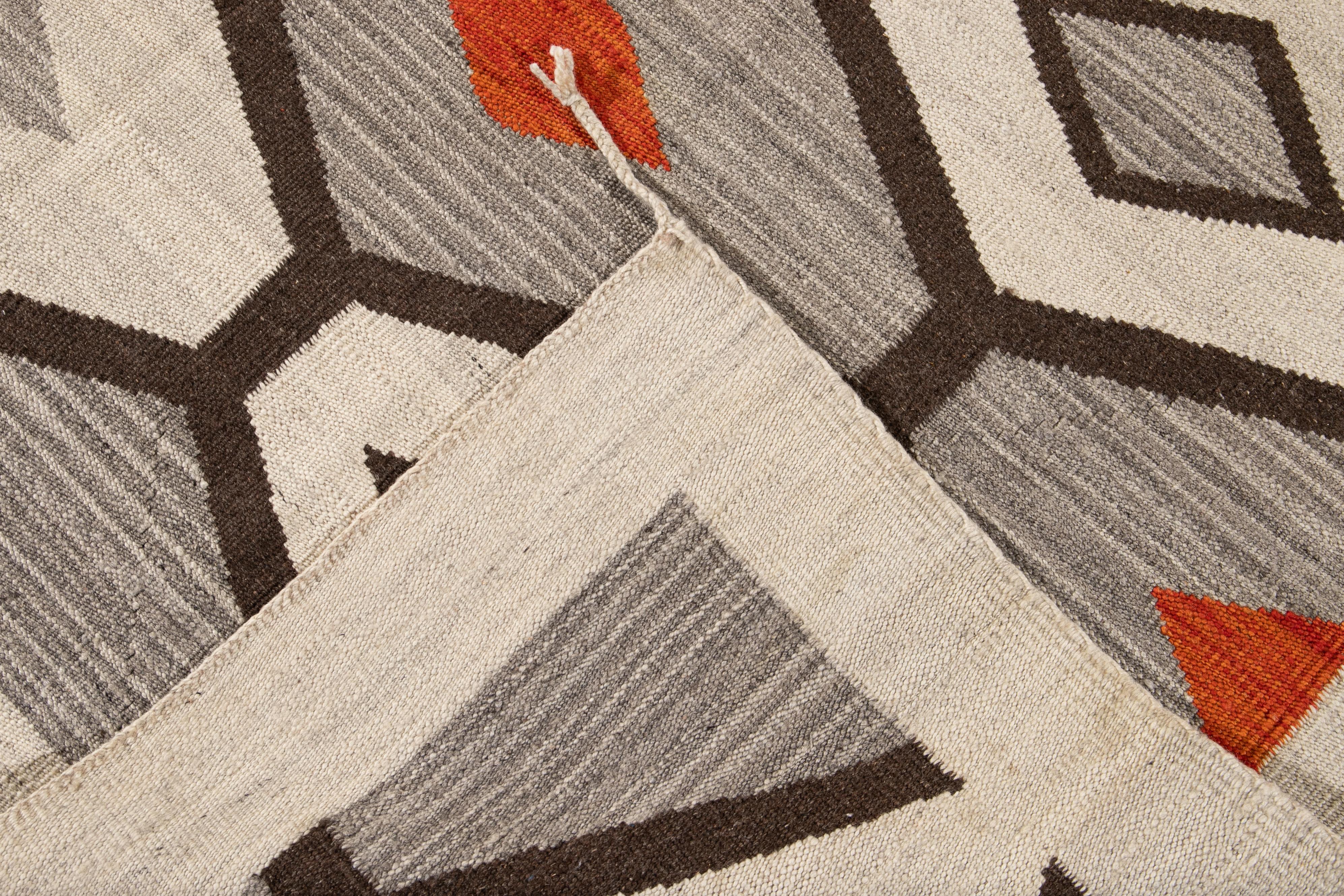 Hand-Woven 21st Century Modern Flat-Weave Navajo Style Wool Rug For Sale