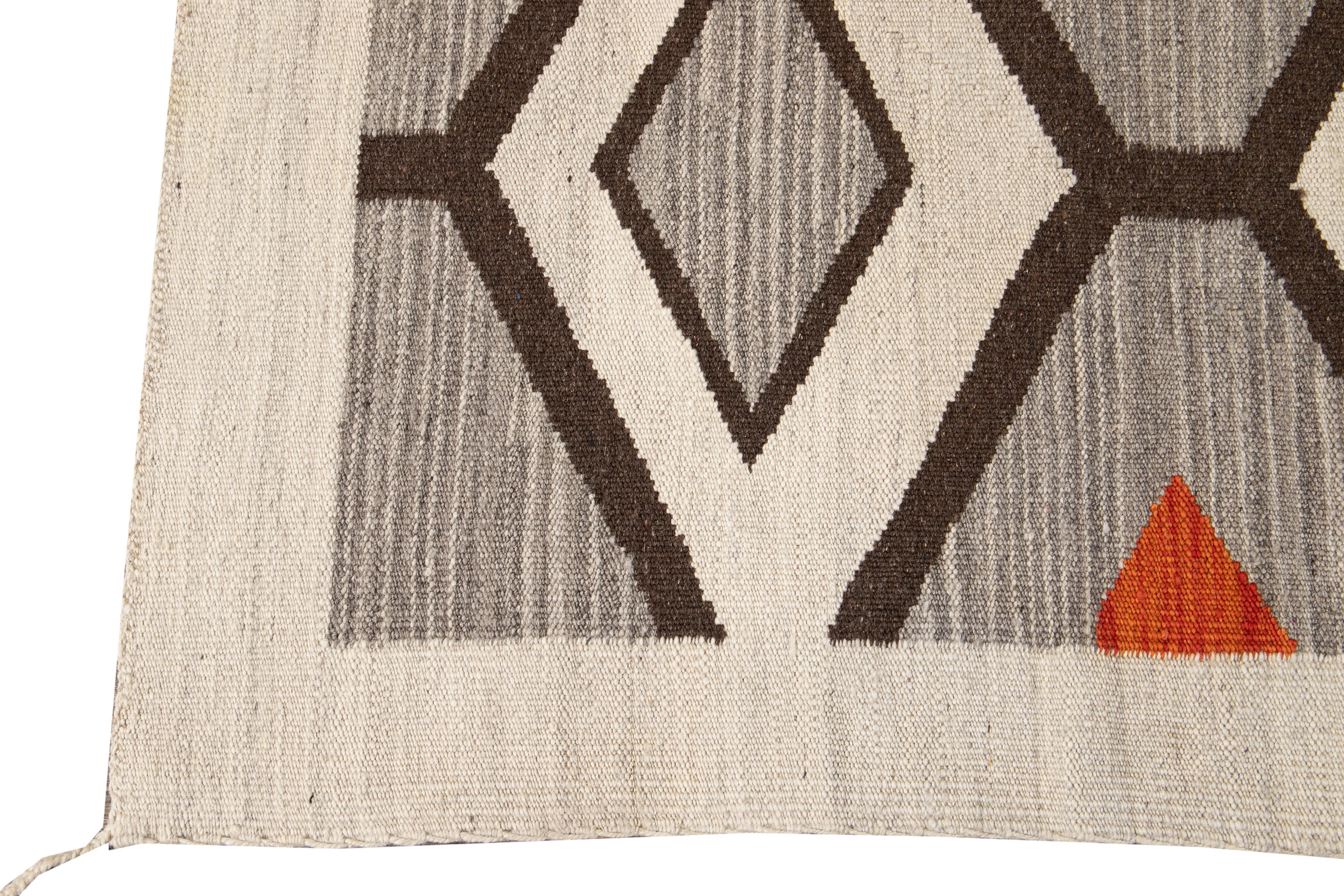21st Century Modern Flat-Weave Navajo Style Wool Rug For Sale 1