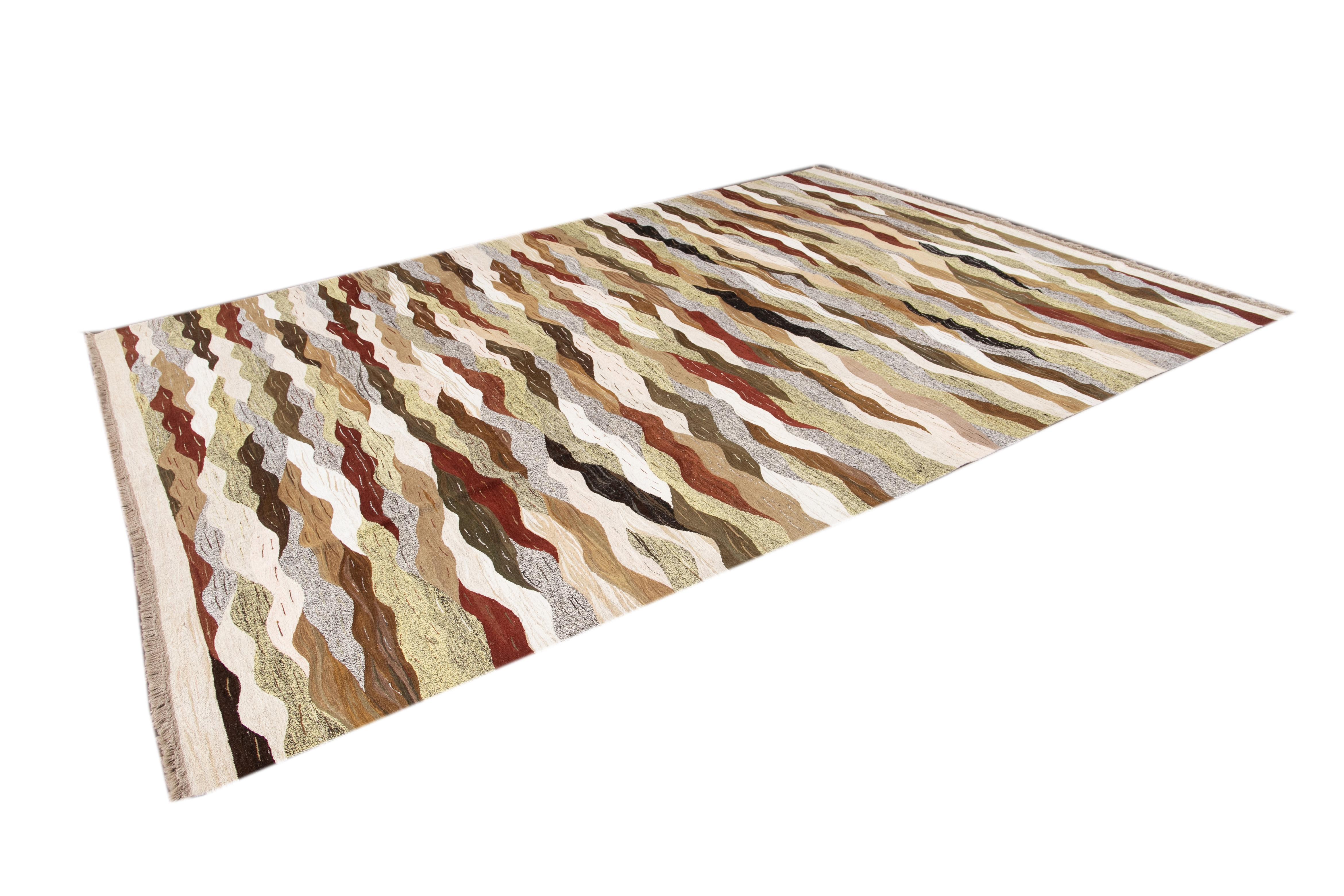 21st Century Modern Flat-Weave Wool Rug For Sale 9