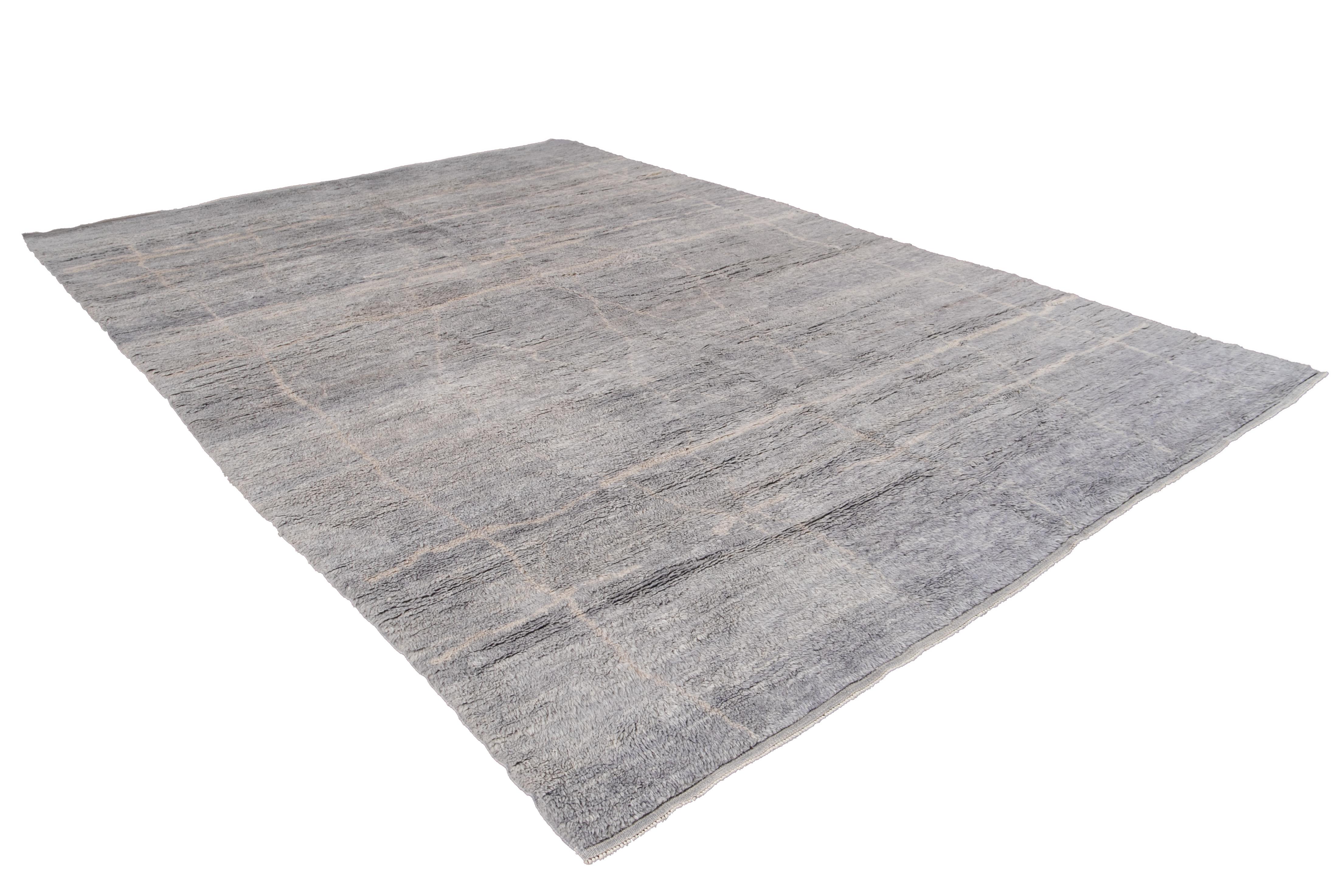 21st Century Modern Gray Moroccan Wool Rug For Sale 9