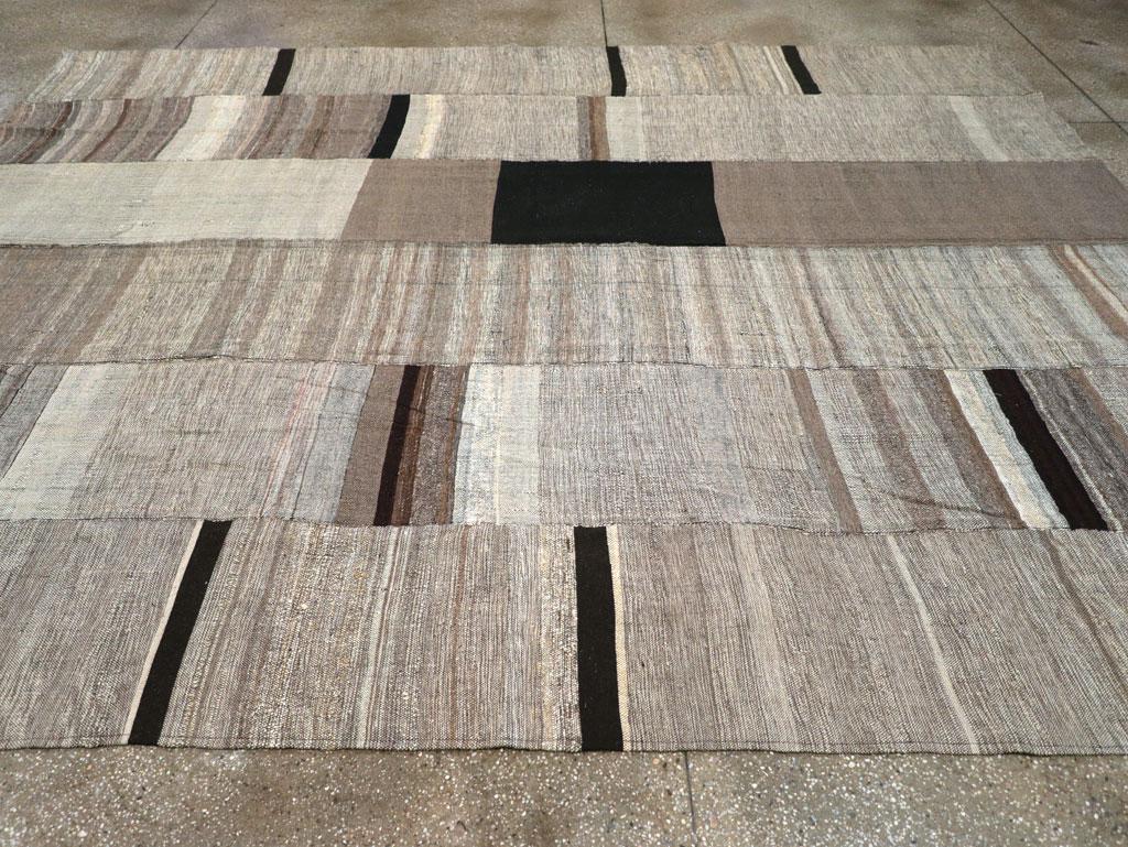 Hand-Woven 21st Century Modern Handmade Turkish Flatweave Kilim Room Size Carpet For Sale