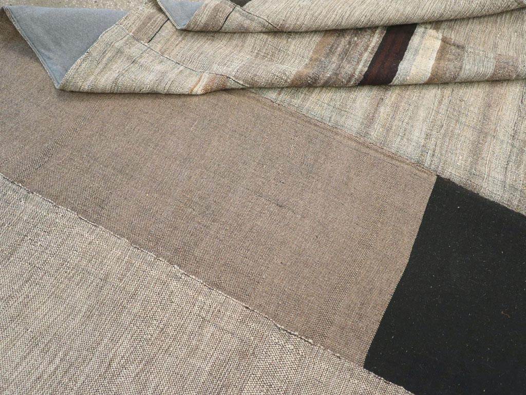 21st Century Modern Handmade Turkish Flatweave Kilim Room Size Carpet For Sale 1