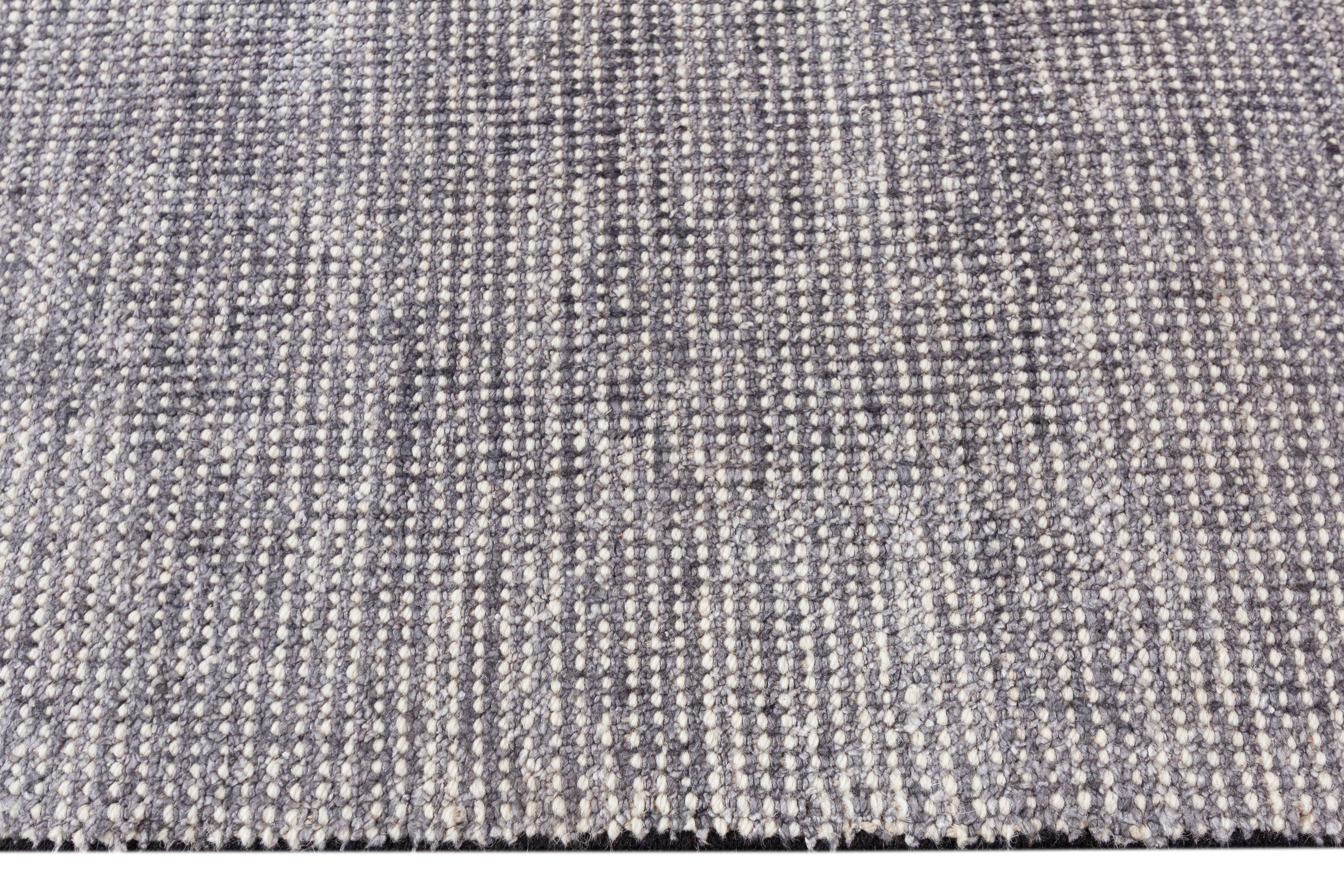 Apadana Gray Modern Bamboo/Silk Boho Handmade Rug In New Condition For Sale In Norwalk, CT