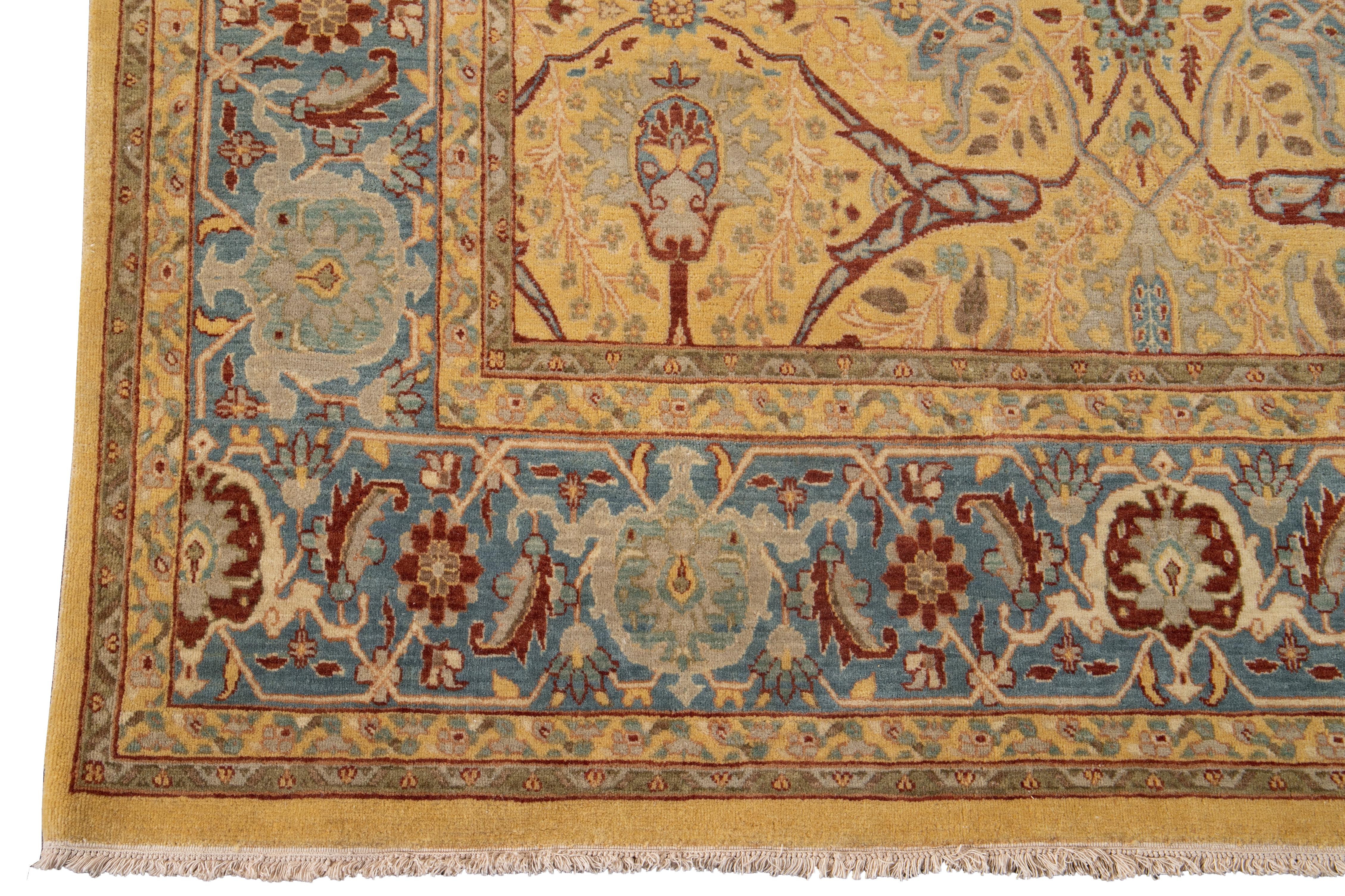 Tapis indien moderne en laine de Tabriz du 21e siècle en vente 1