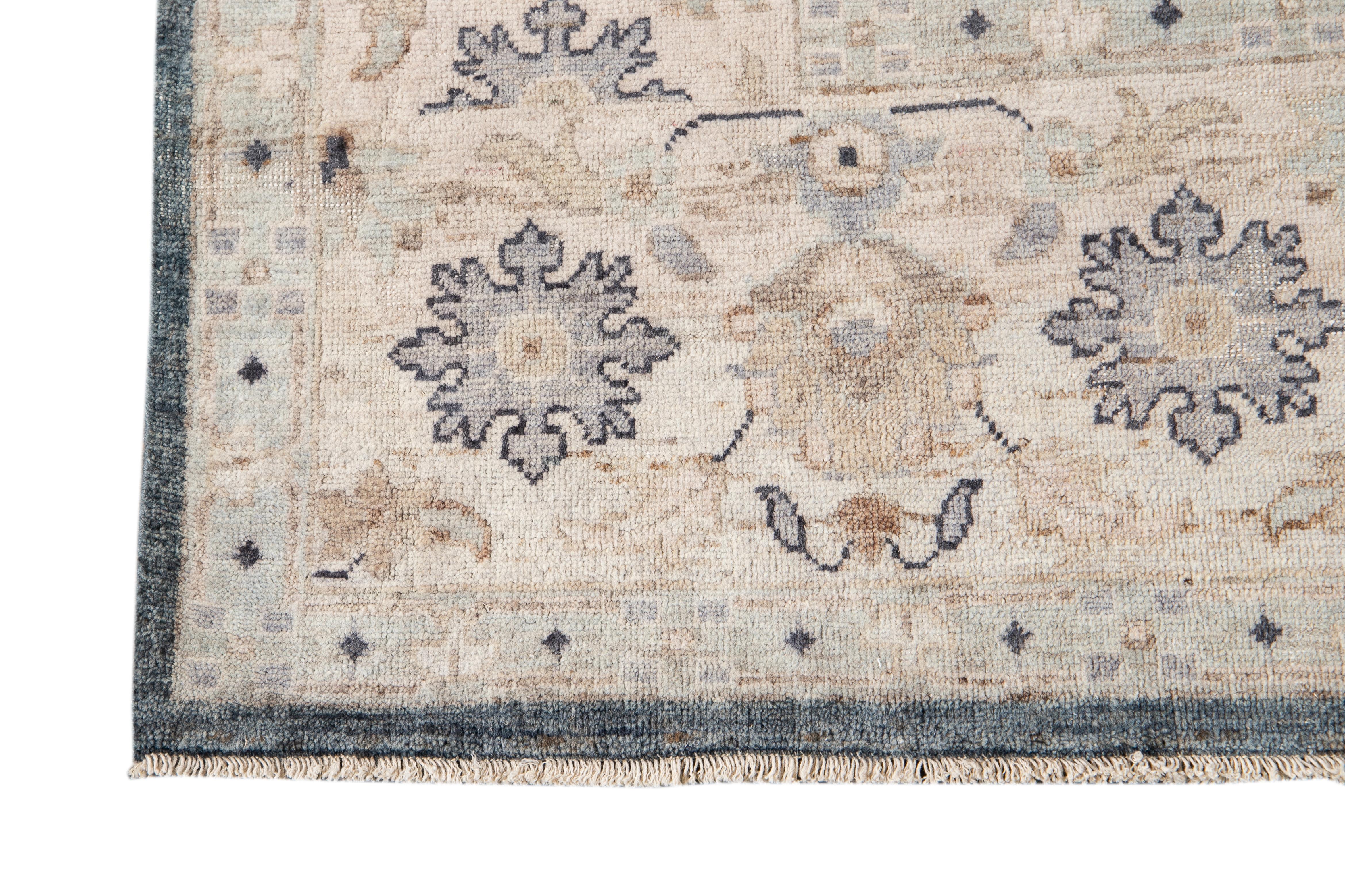 tapis indien en laine moderne du 21e siècle en vente 6