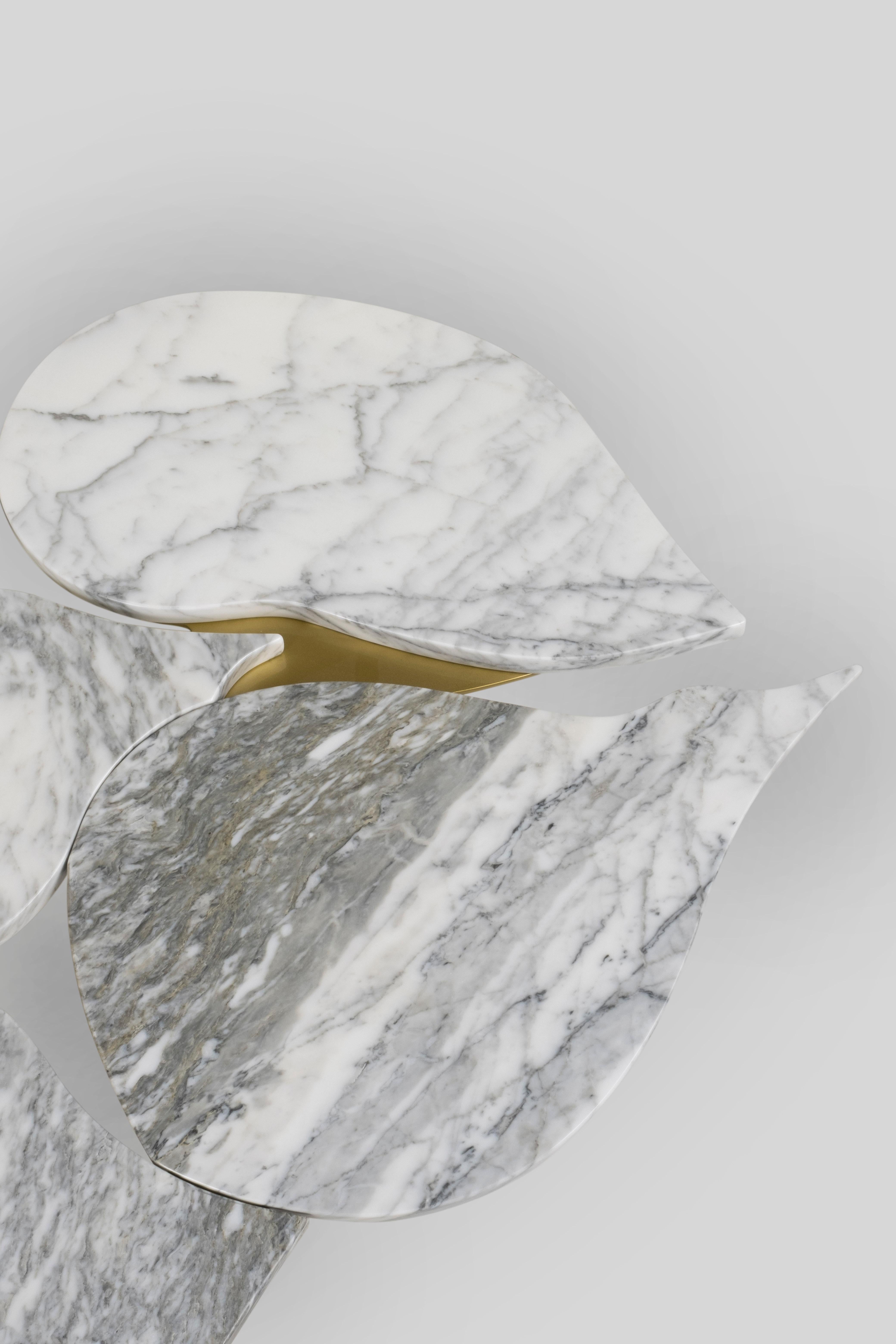Moderne Couchtische Unendlichkeits-Couchtische, Carrara-Marmor, handgefertigt Portugal von Greenapple (21. Jahrhundert und zeitgenössisch) im Angebot