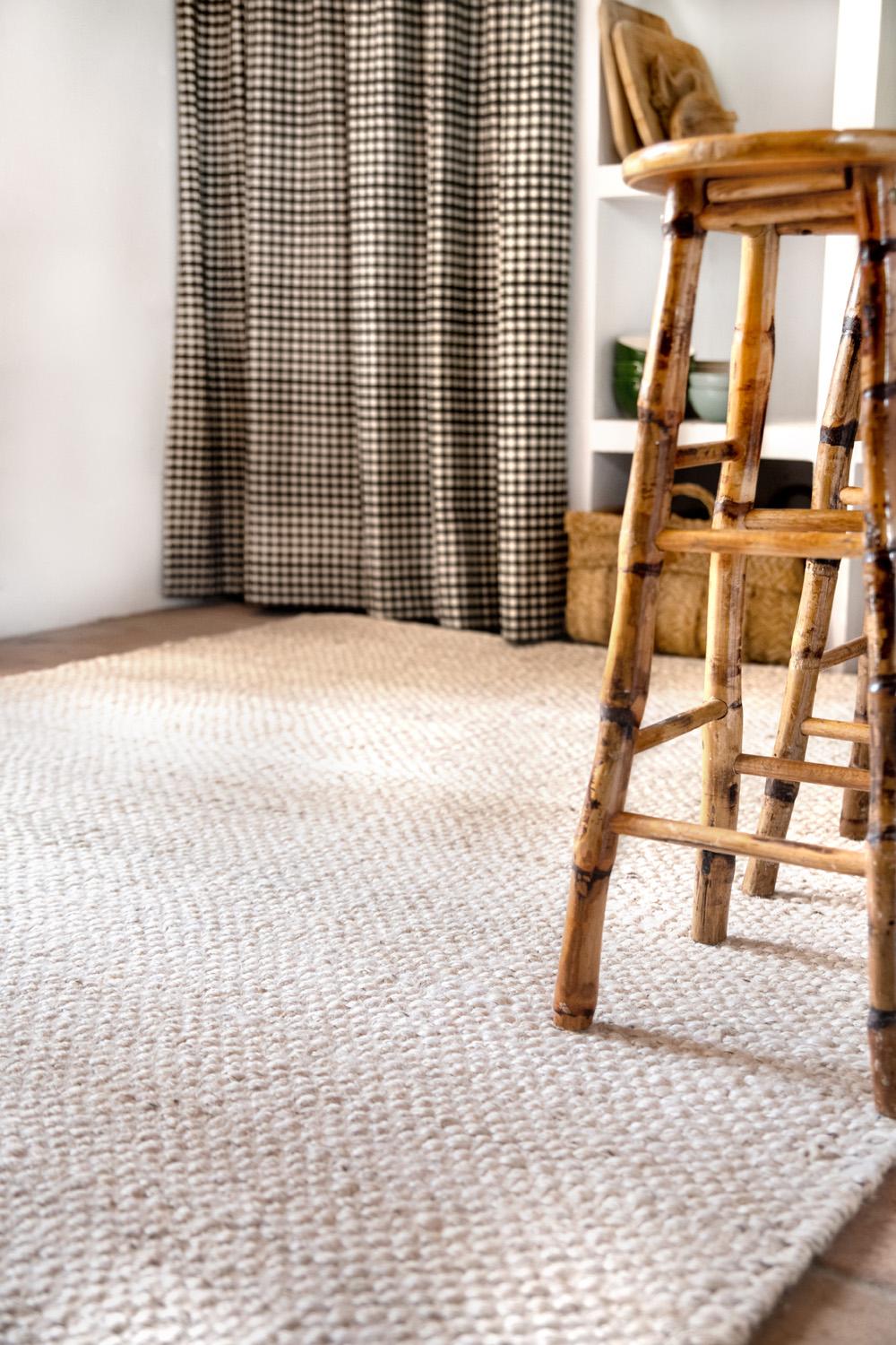 Modern Handwoven Jute Carpet Rug by Kilombo Home Ivory Basket For Sale 2