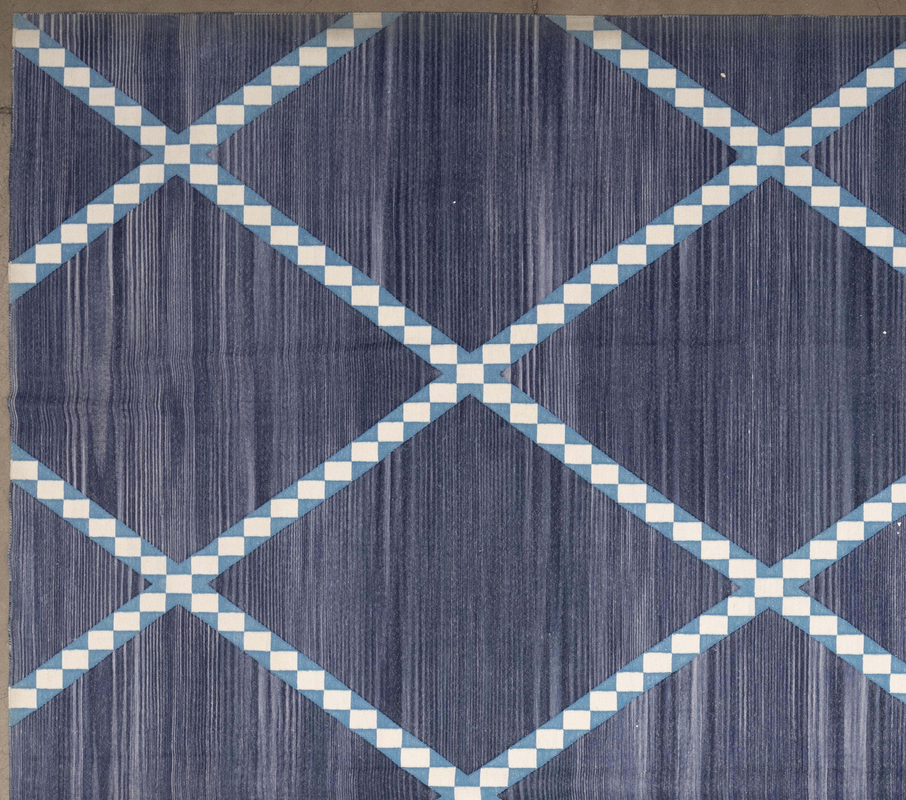 Indiano Kilim moderno del 21° secolo in vendita