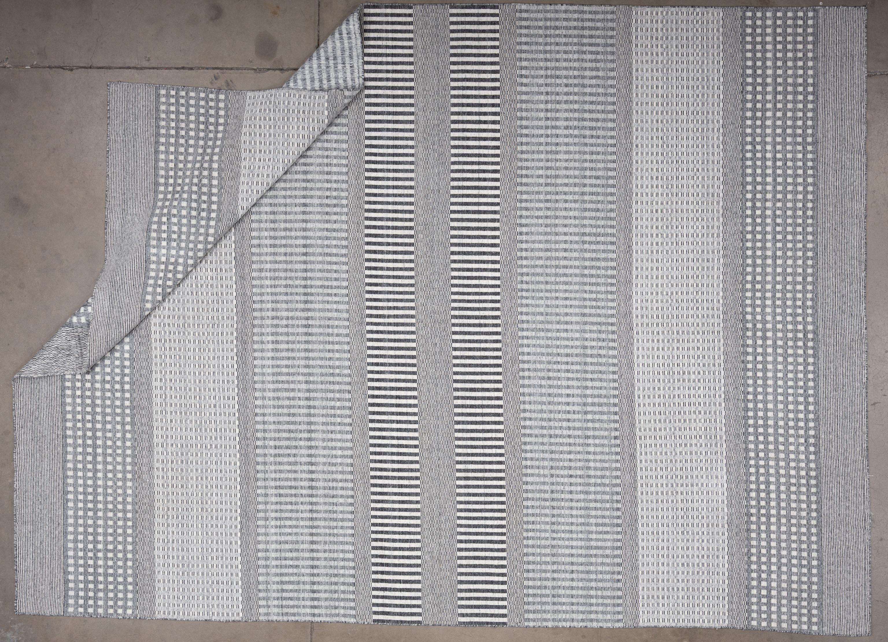 Hand-Woven 21st Century Modern Kilim For Sale