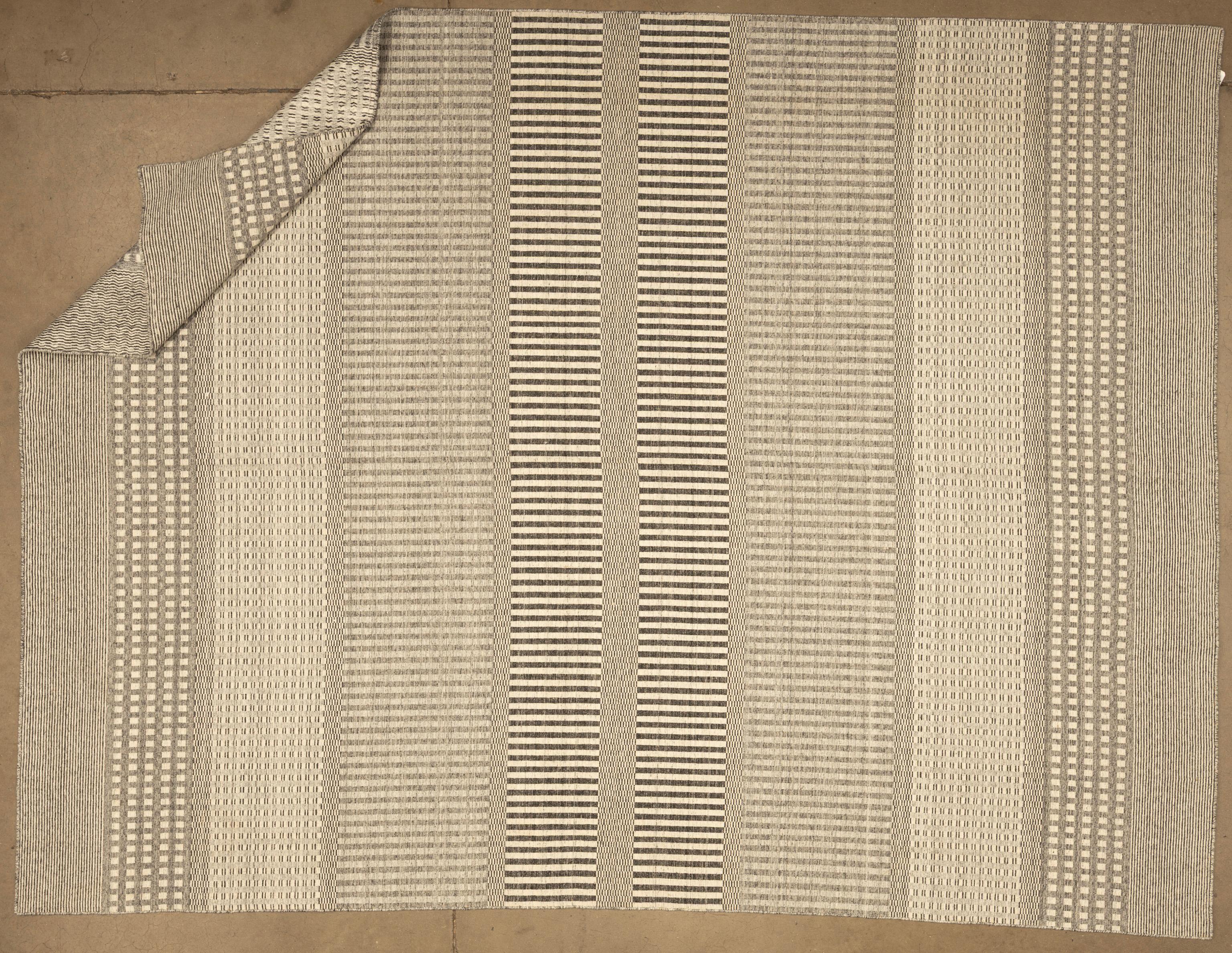 Hand-Woven 21st Century Modern Kilim For Sale