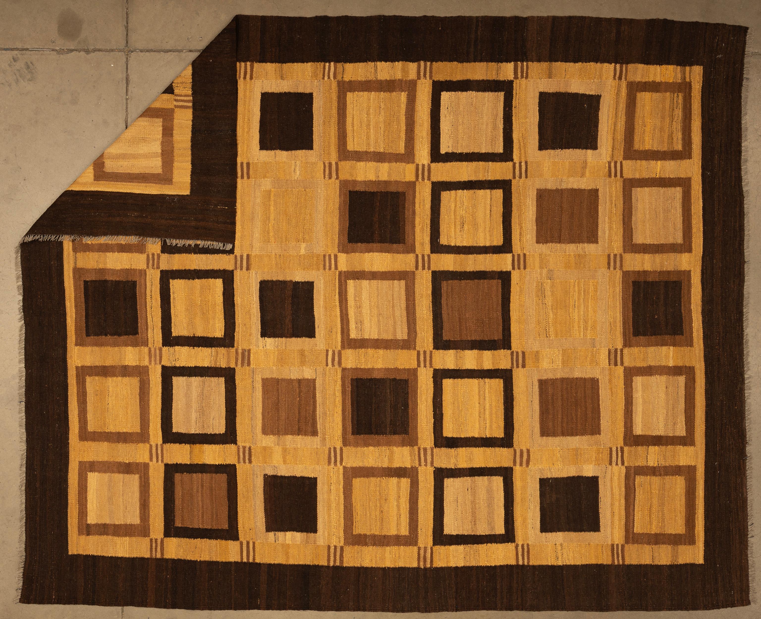 Hand-Woven 21st Century Modern Kilim For Sale